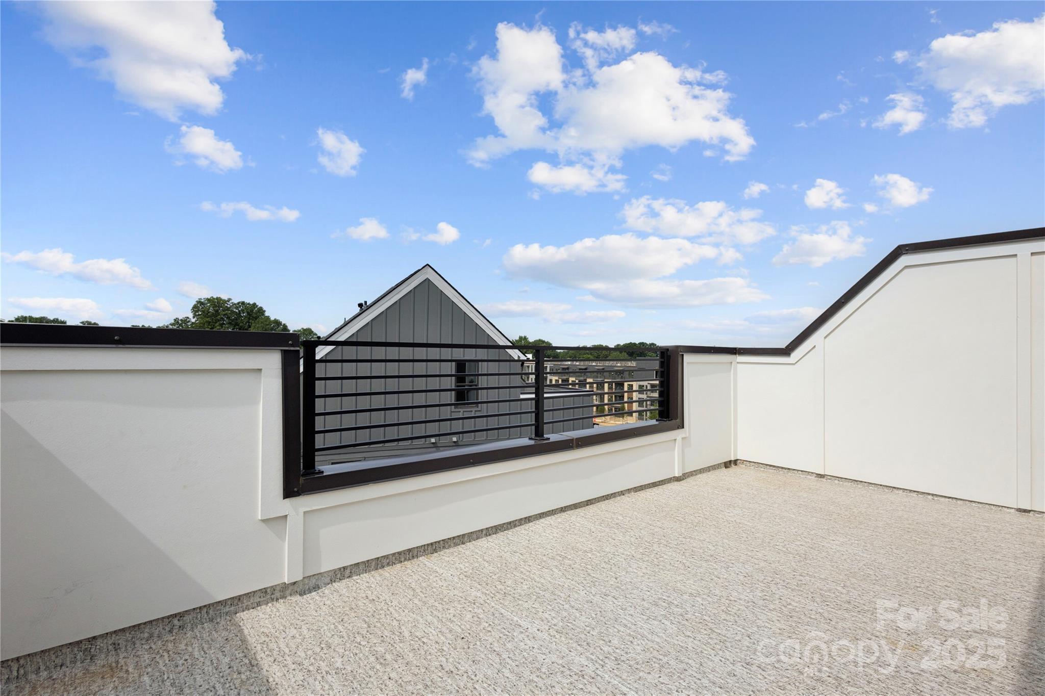 3640 S Tryon Street 24 Property Photo 3