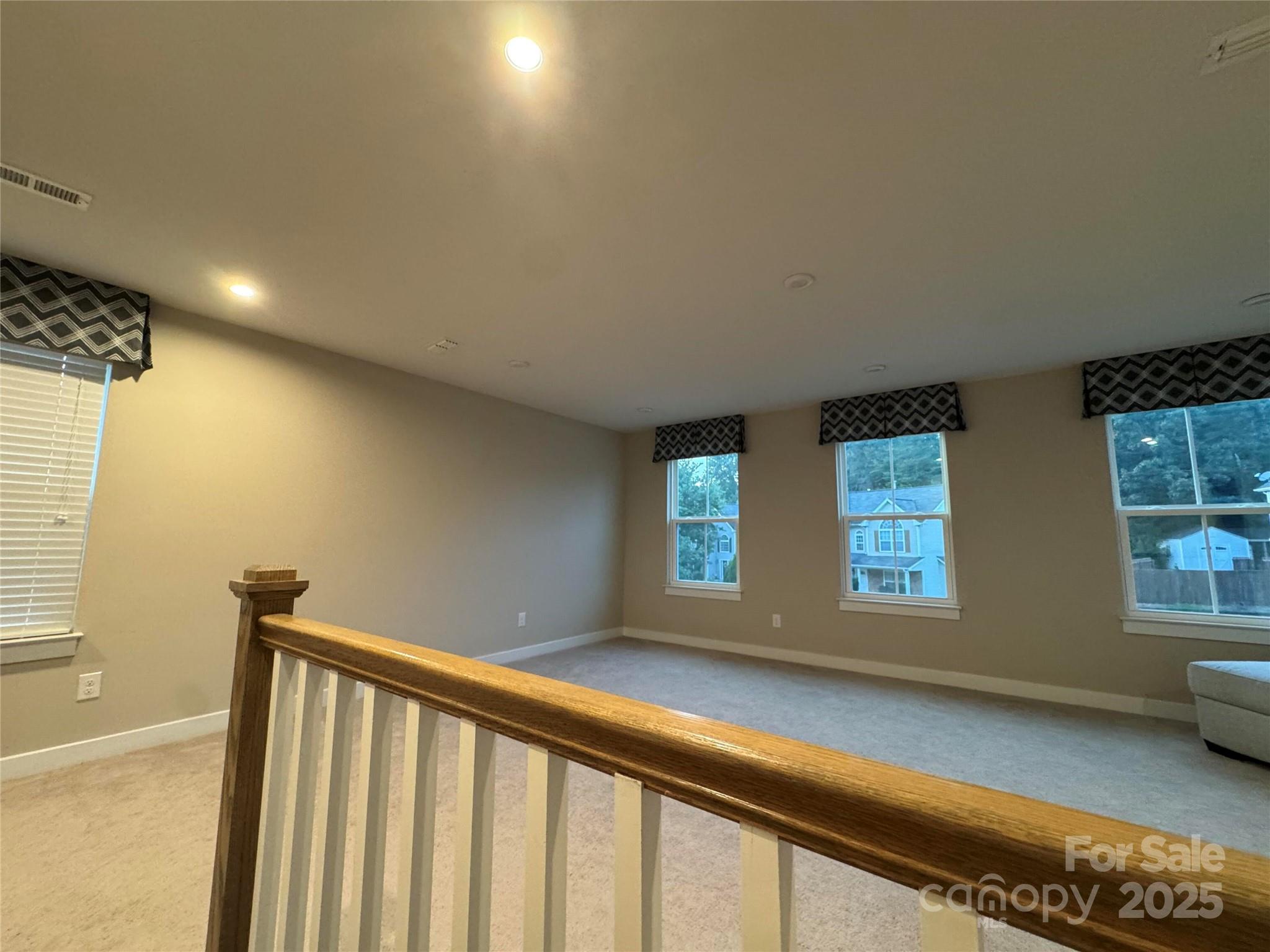 7708 W Berkeley Road Property Photo 14