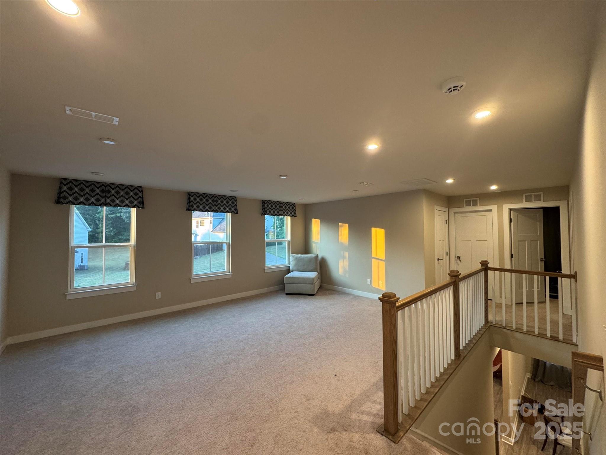 7708 W Berkeley Road Property Photo 15