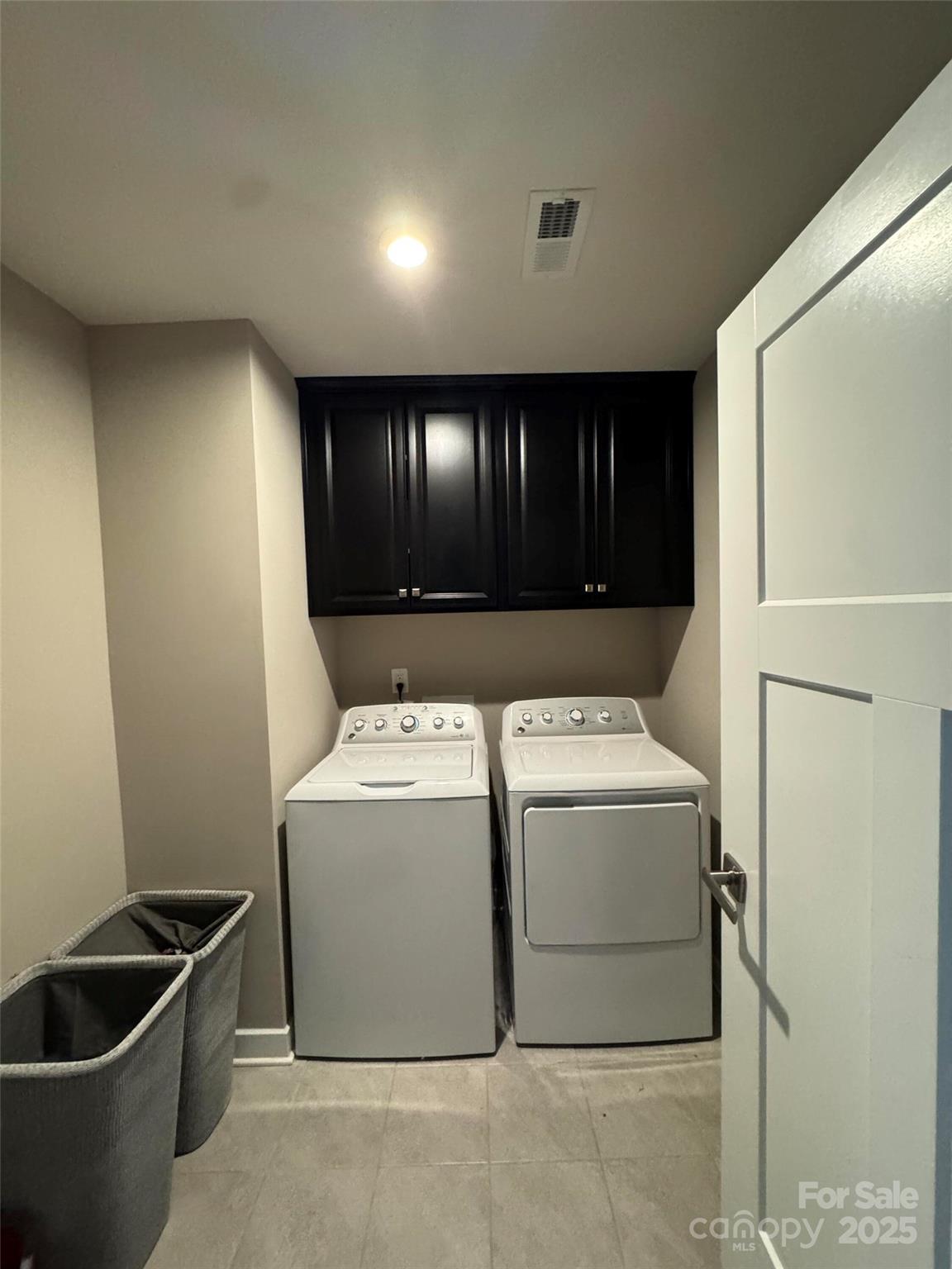 7708 W Berkeley Road Property Photo 19