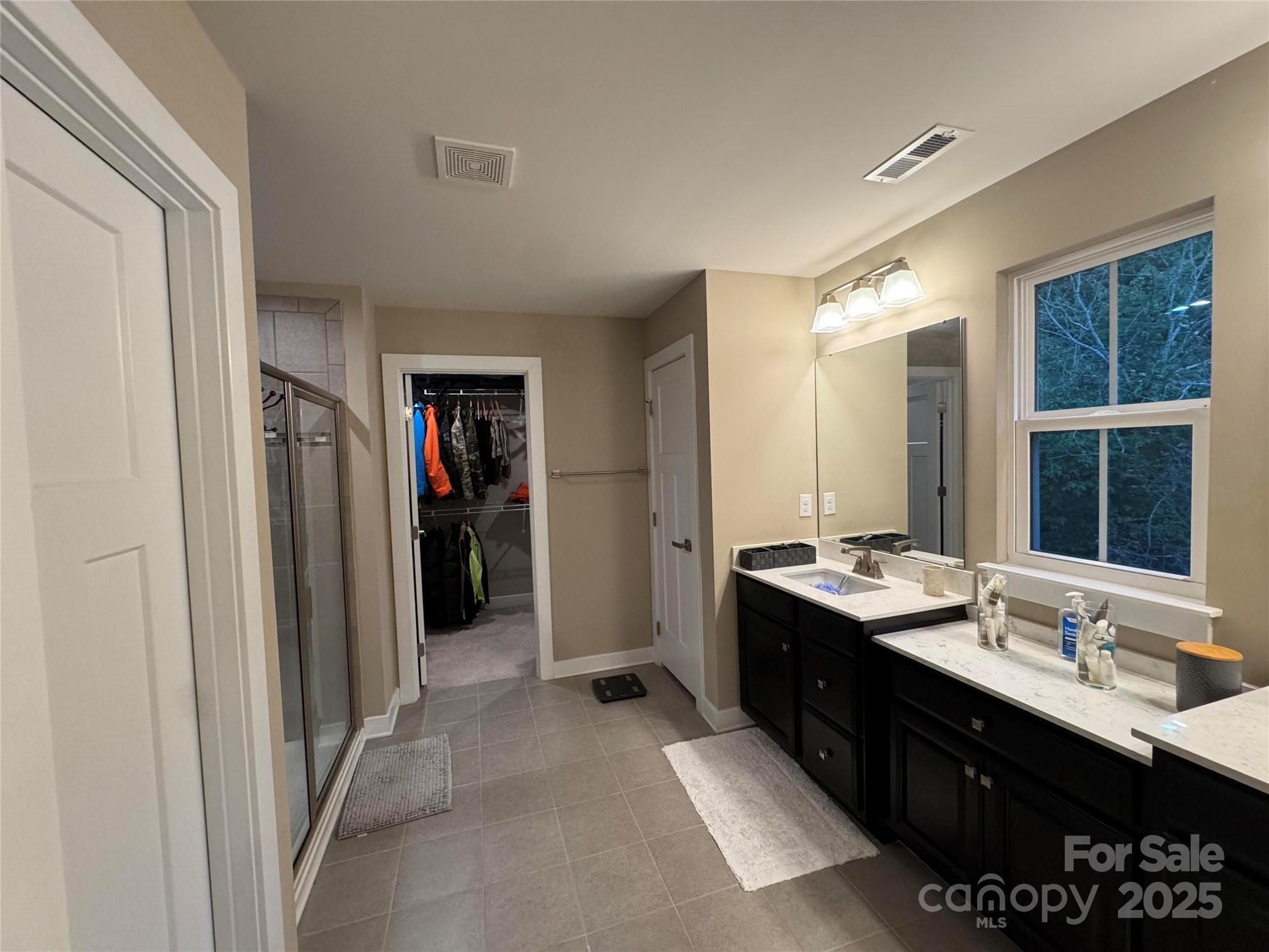 7708 W Berkeley Road Property Photo 22