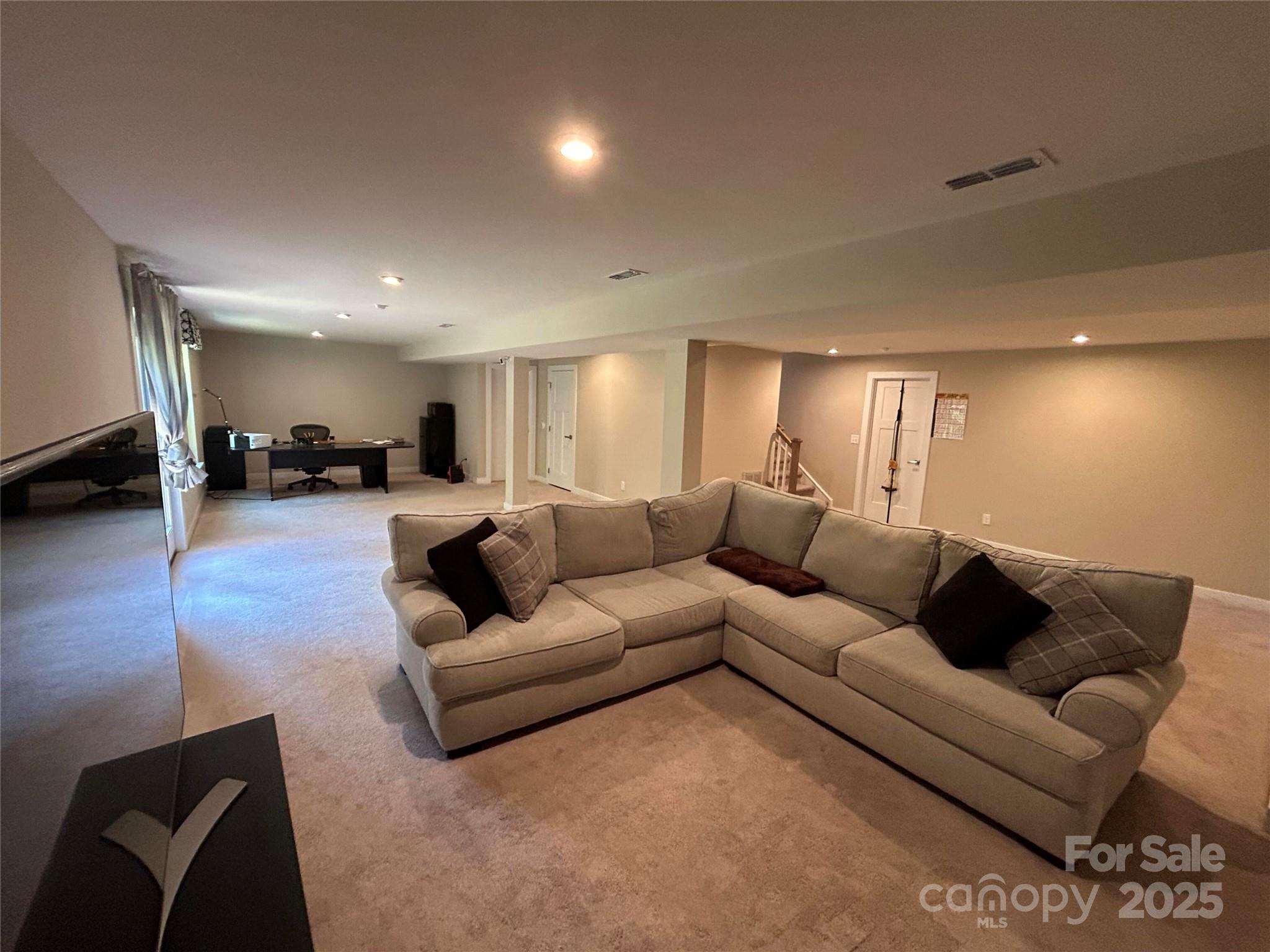 7708 W Berkeley Road Property Photo 25