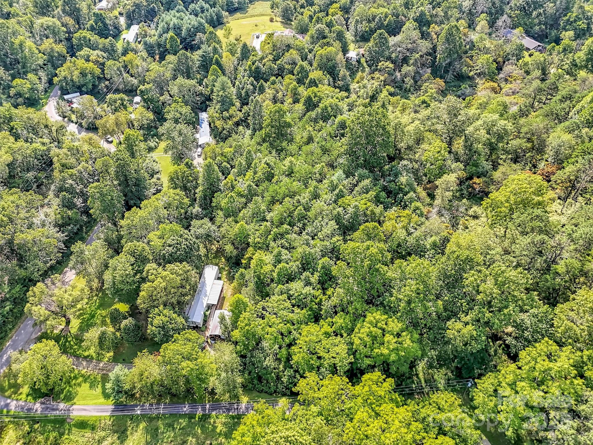 323 Jody Cove Property Photo 2