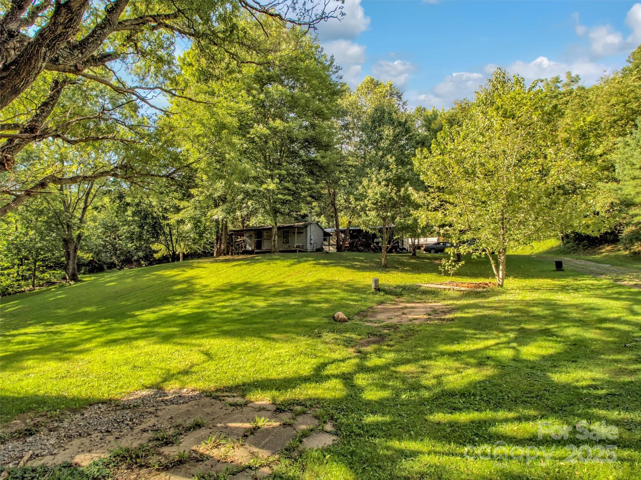 323 Jody Cove Property Photo 13