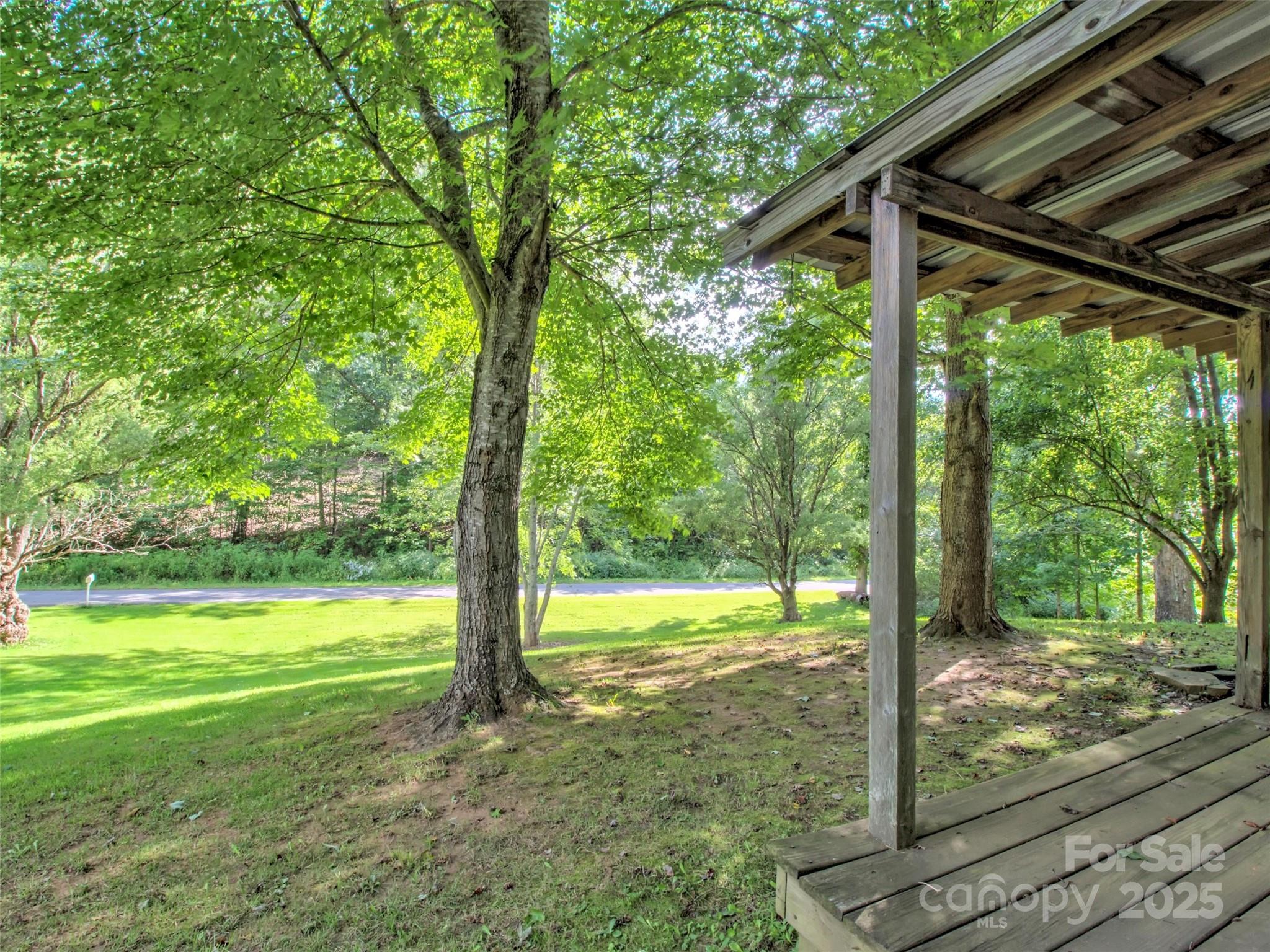 323 Jody Cove Property Photo 17