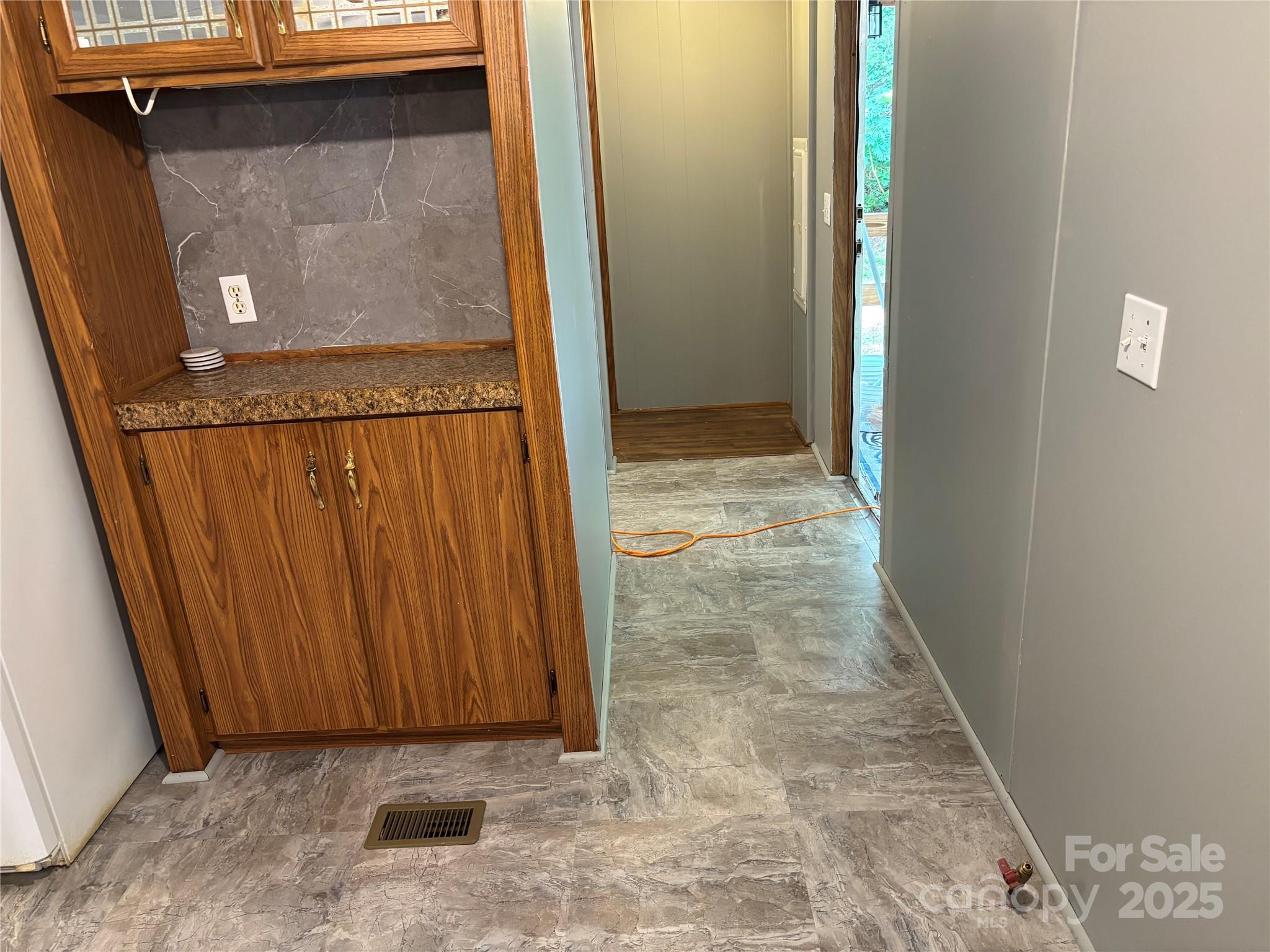 323 Jody Cove Property Photo 26