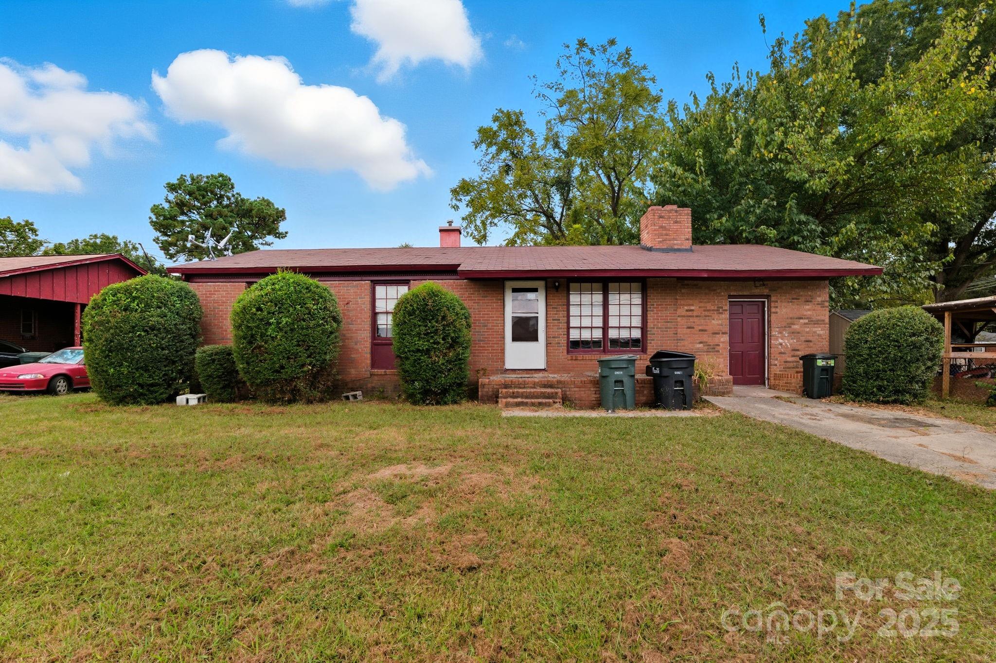 2707 Mason Street Property Photo 1