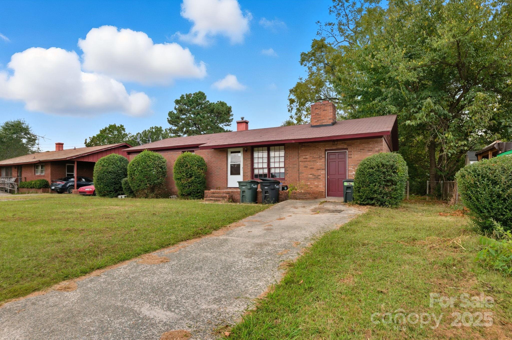 2707 Mason Street Property Photo 2