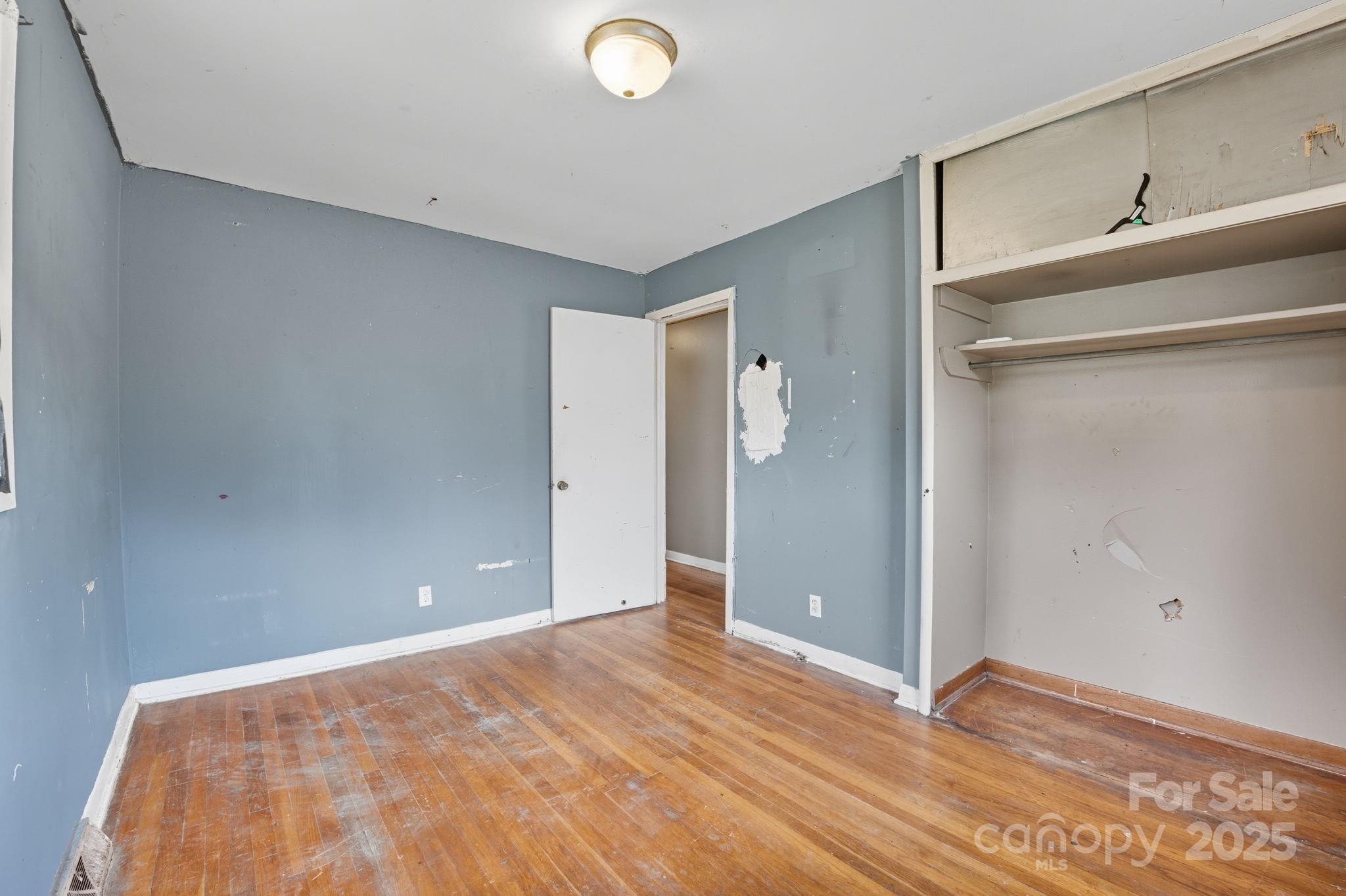 2707 Mason Street Property Photo 11