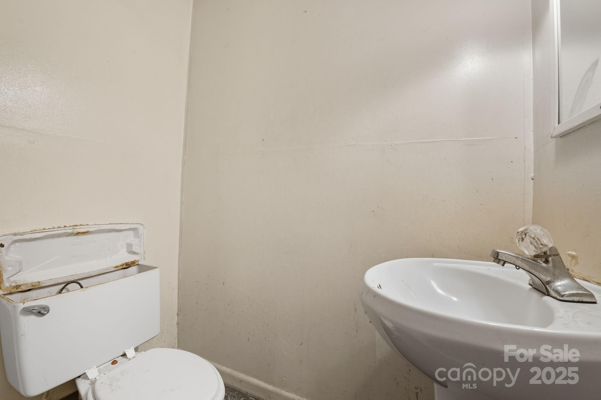 2707 Mason Street Property Photo 15