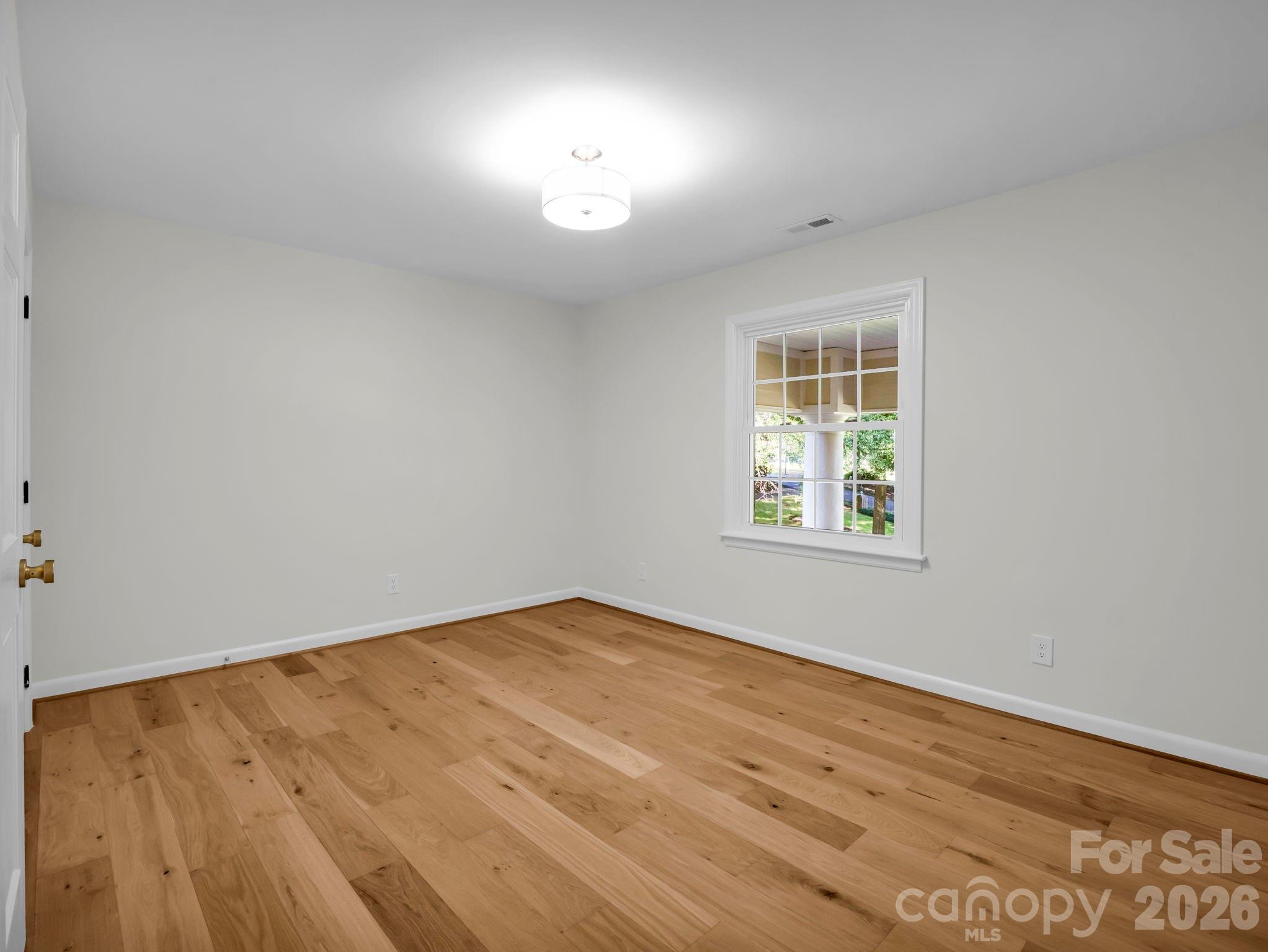 320 Country Club Acres None Property Photo 38