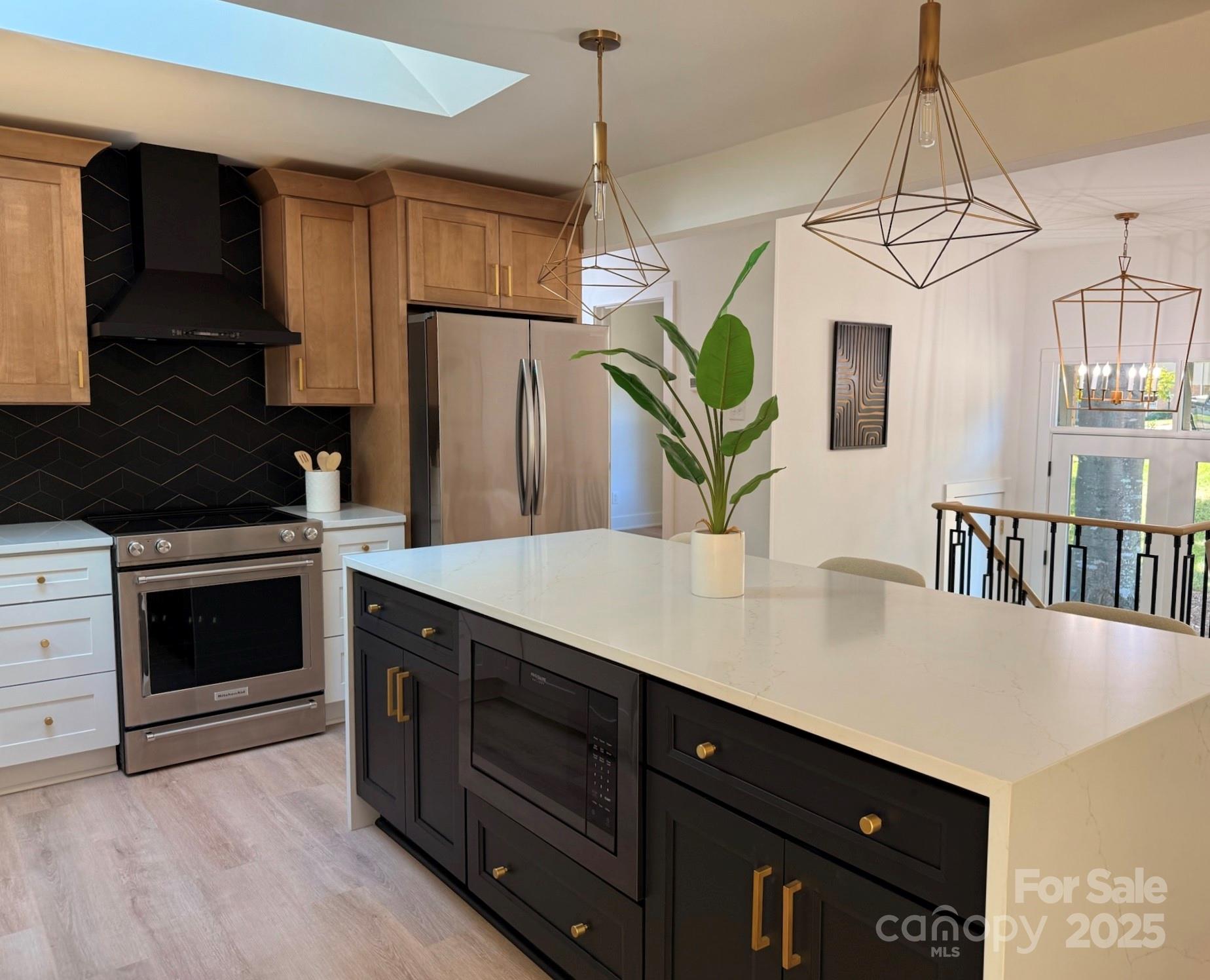 200 Kimrod Lane Property Photo 5