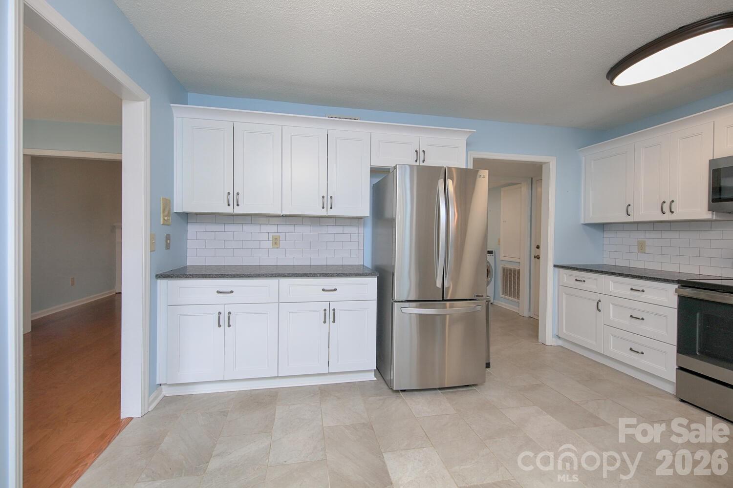 783 Union Street Property Photo 7