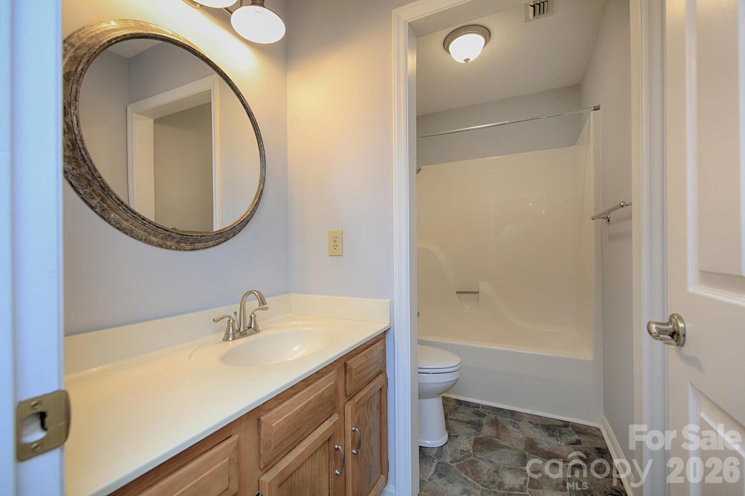 783 Union Street Property Photo 43
