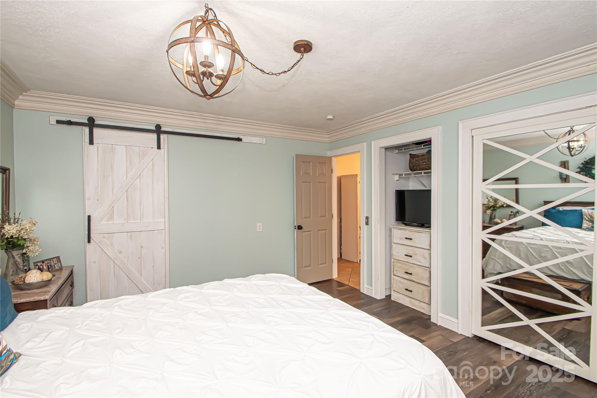 5608 Davis Road Property Photo 19