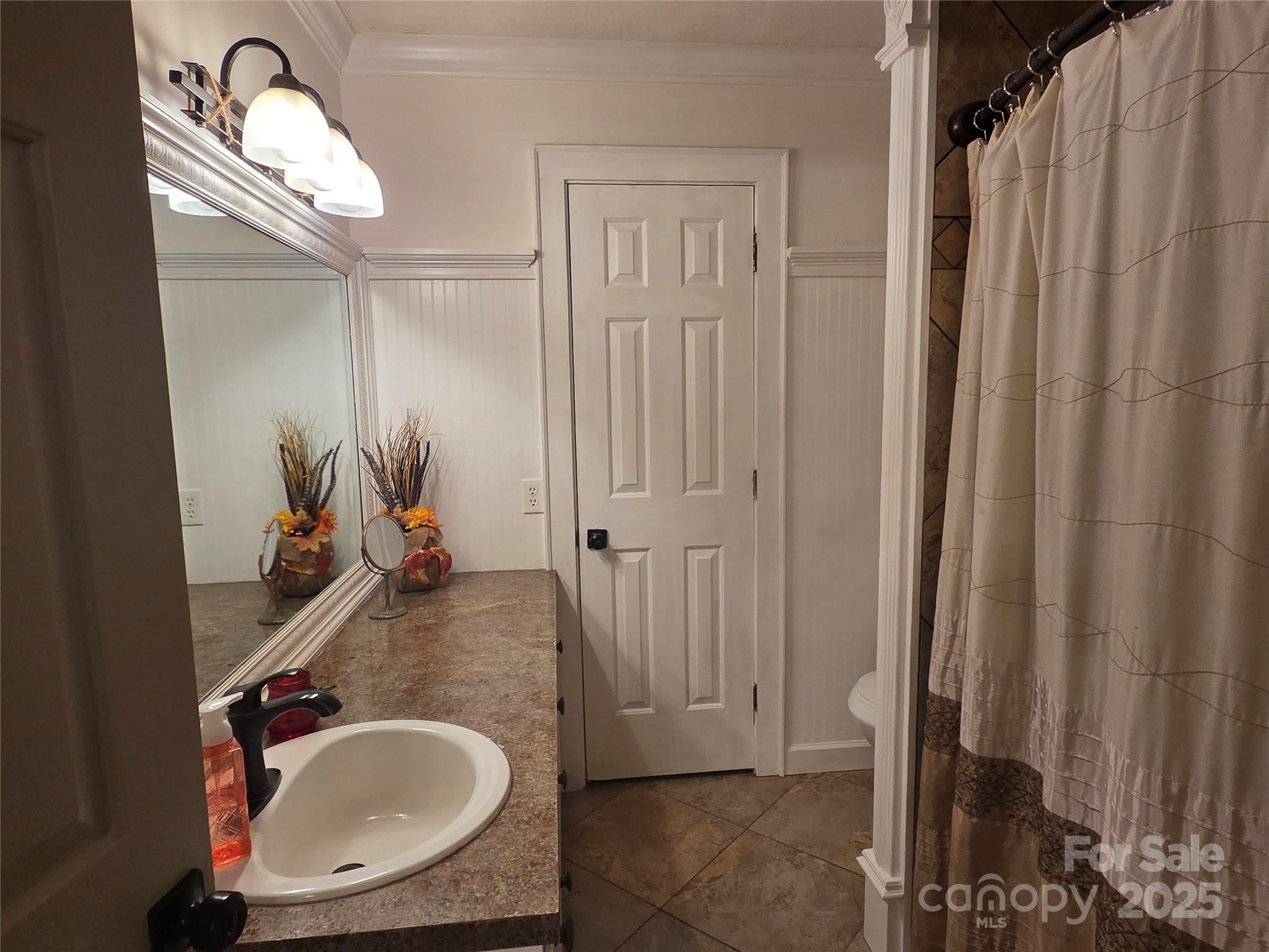 5608 Davis Road Property Photo 31