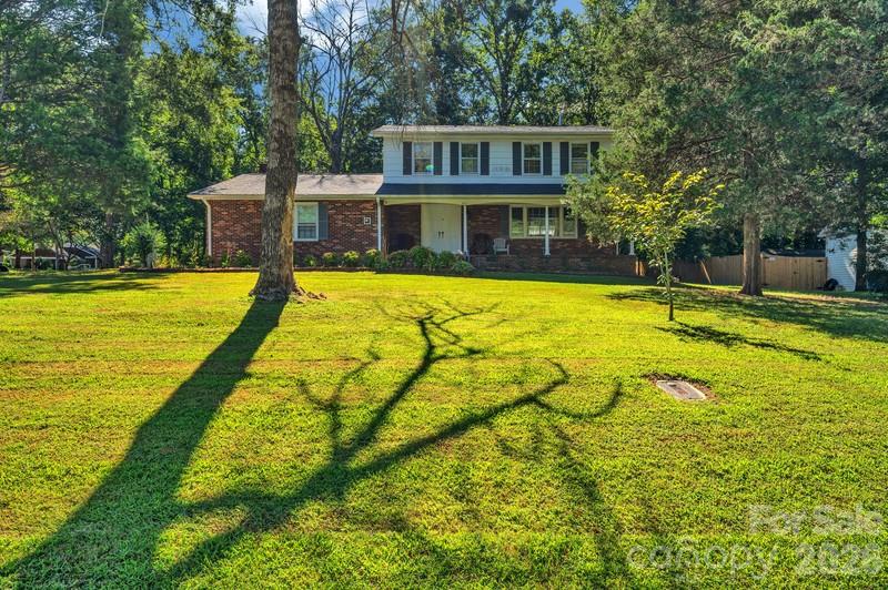 201 Bayberry Drive Property Photo 1
