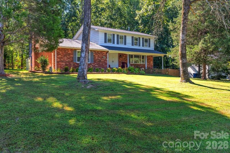 201 Bayberry Drive Property Photo 2