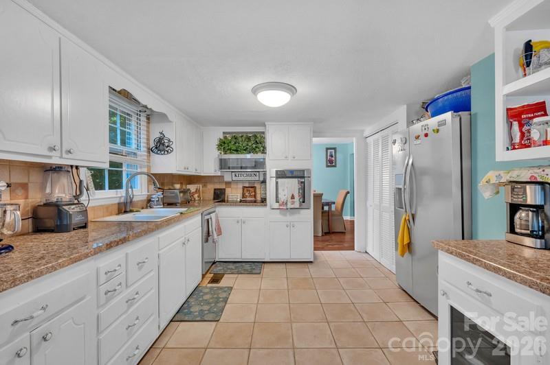 201 Bayberry Drive Property Photo 8