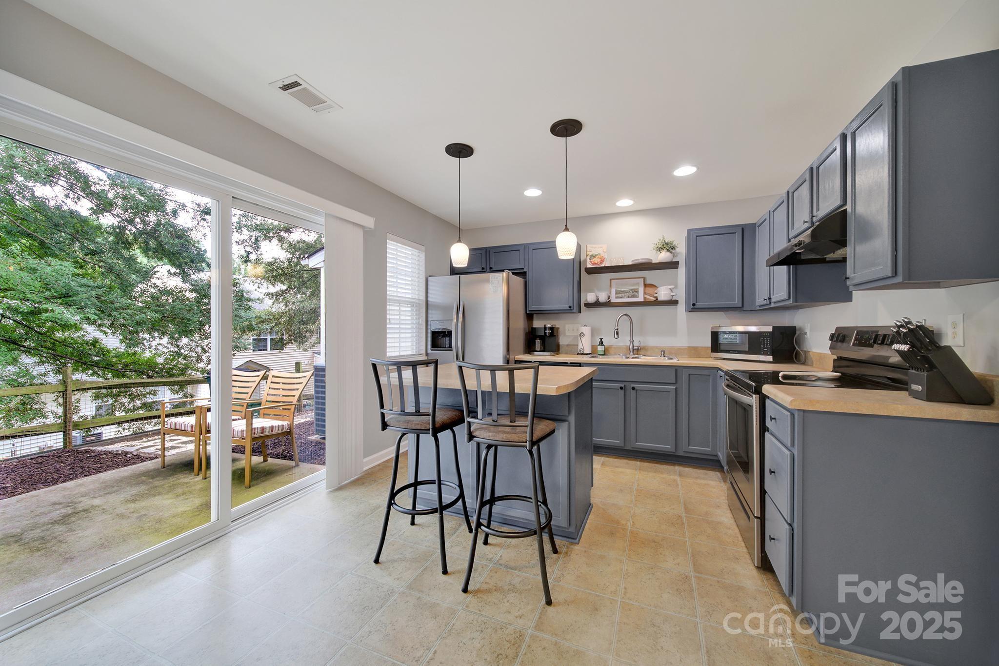 8033 Long House Lane Property Photo 9