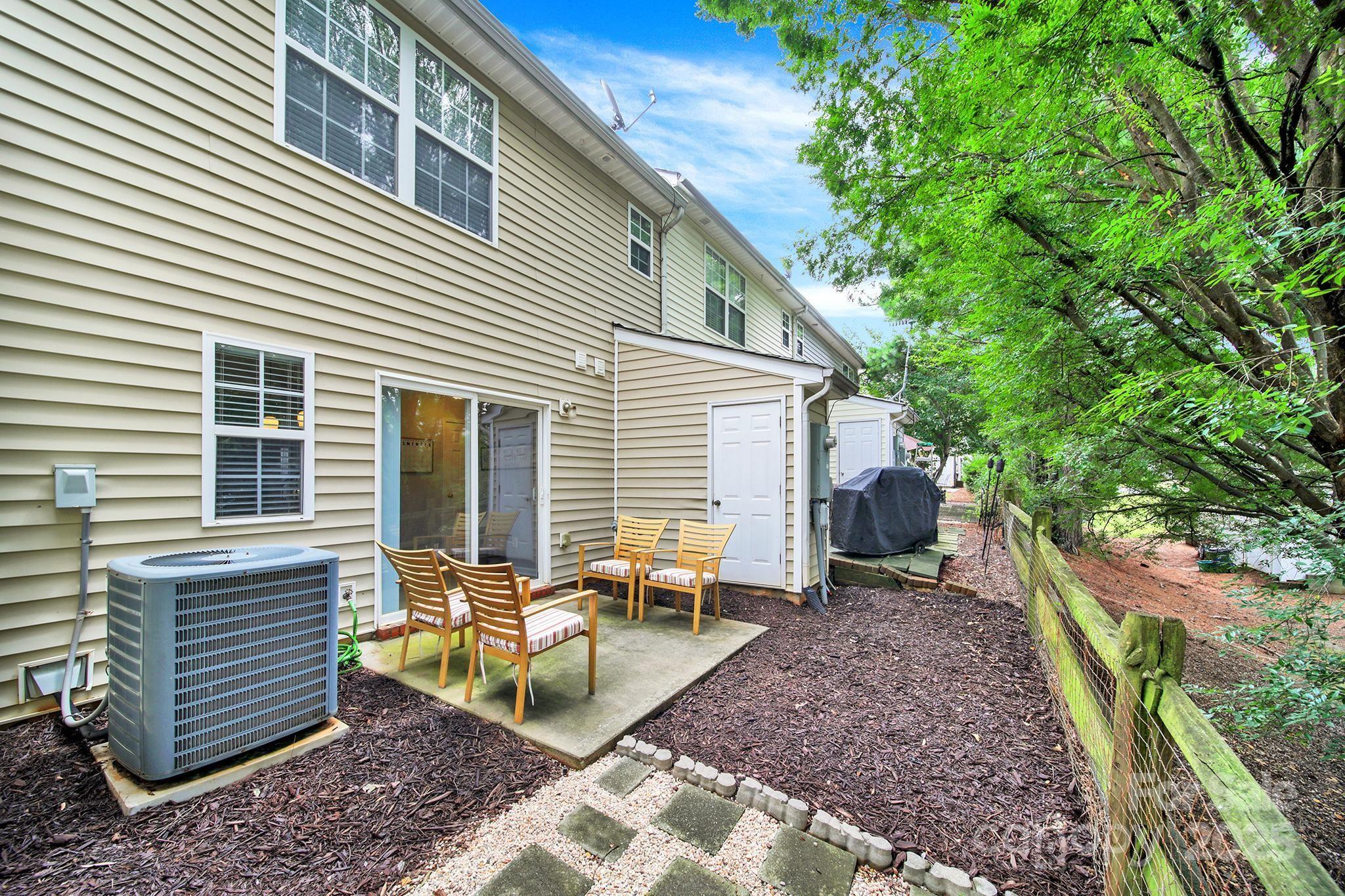 8033 Long House Lane Property Photo 20