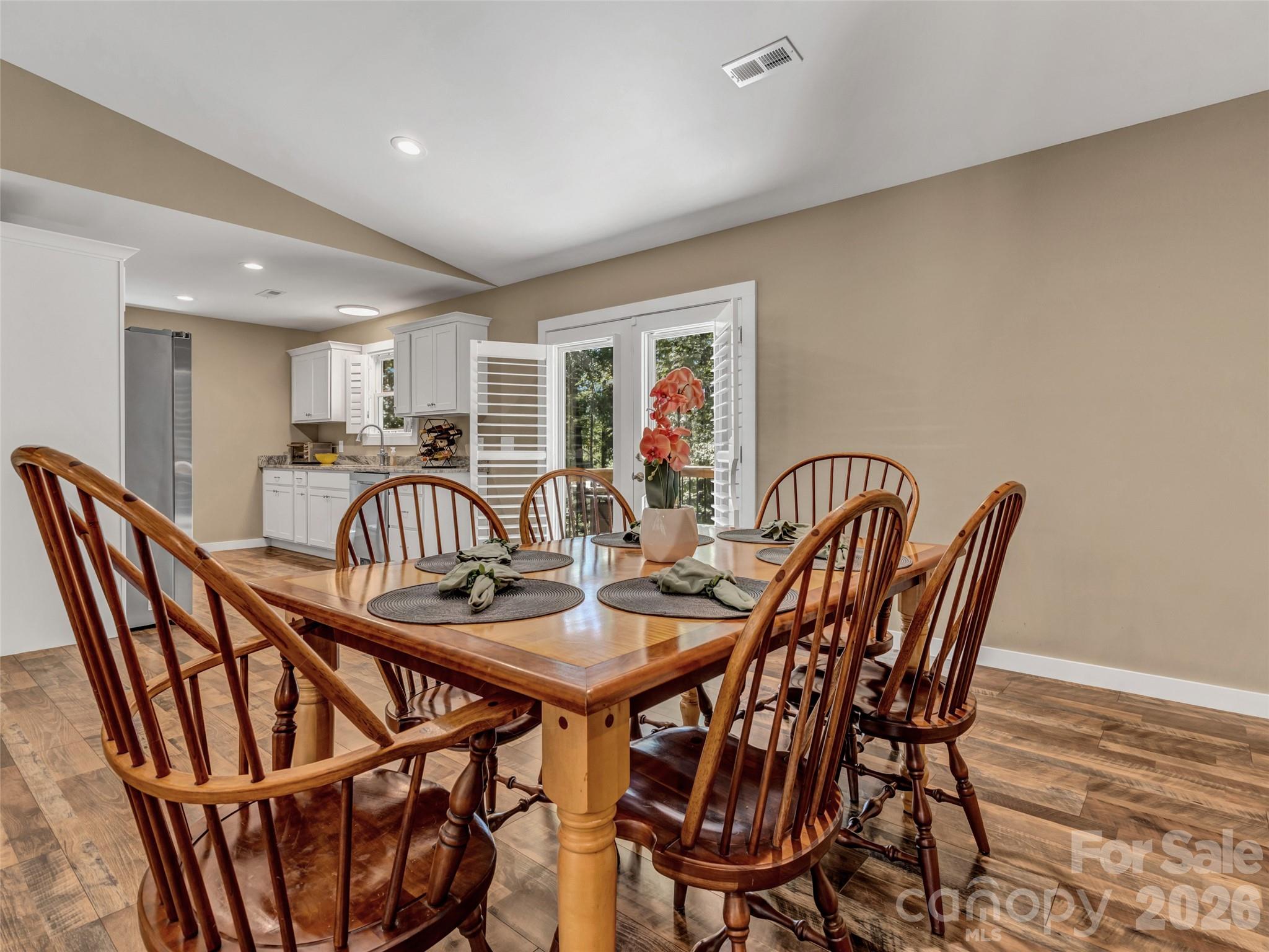 212 Walt Drive Property Photo 19