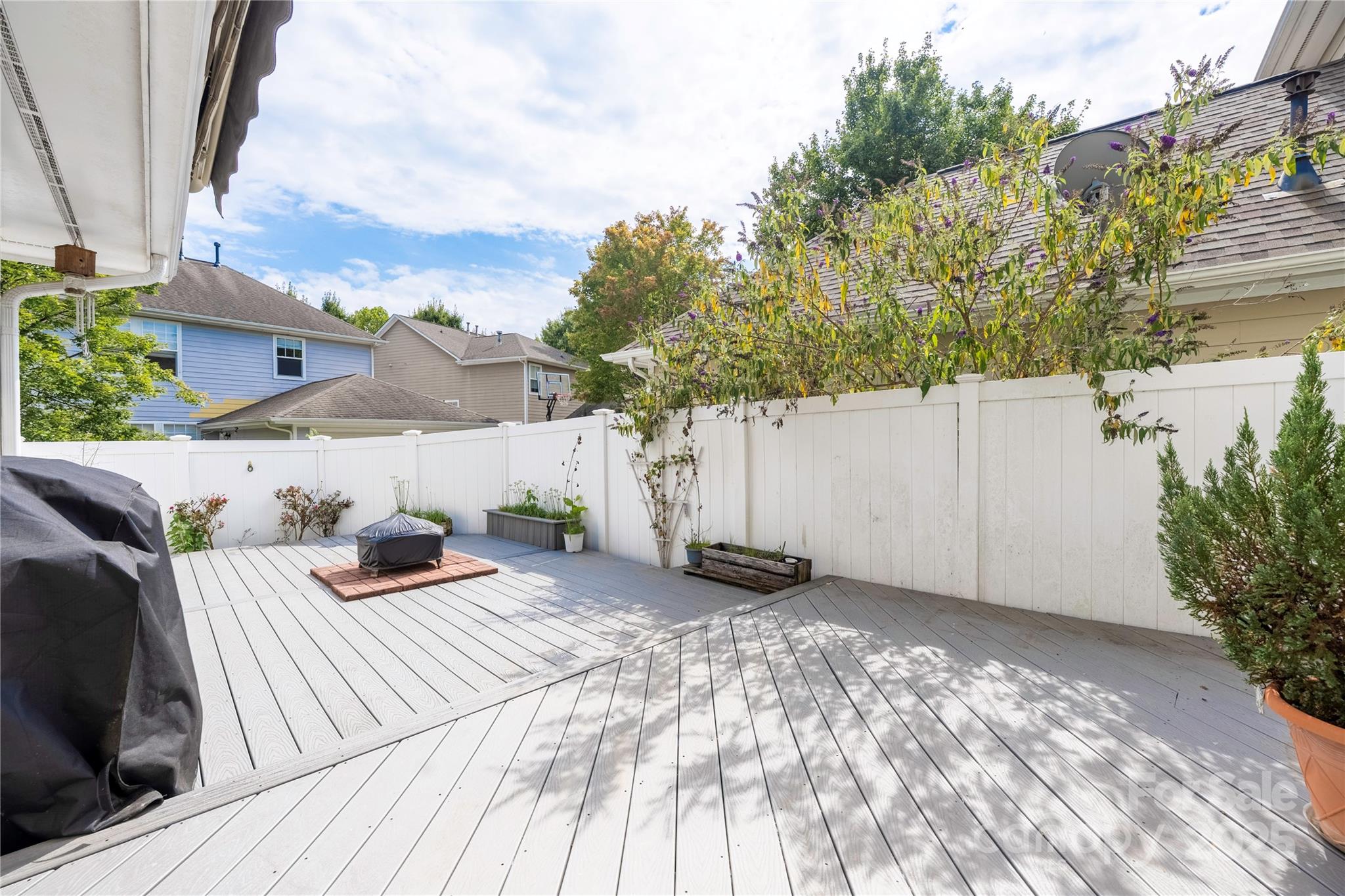 8722 Westmoreland Lake Drive Property Photo 29