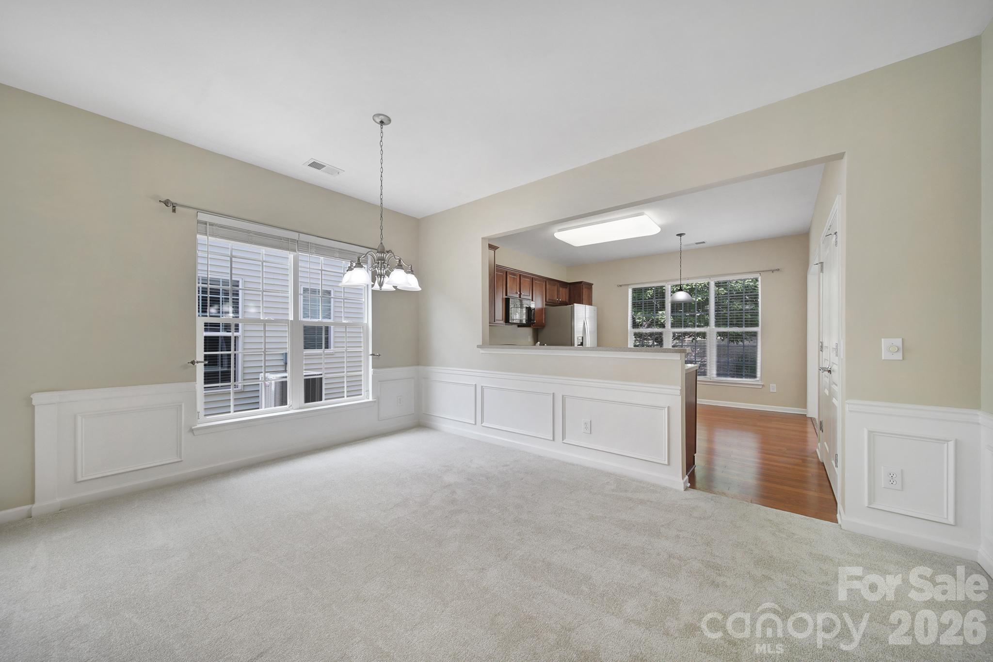 5018 Grandview Drive Property Photo 12
