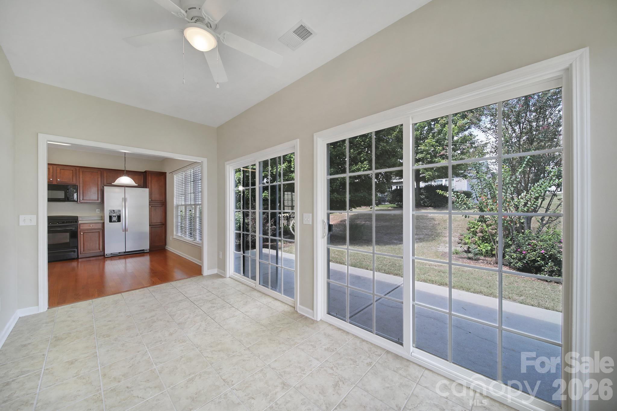 5018 Grandview Drive Property Photo 20