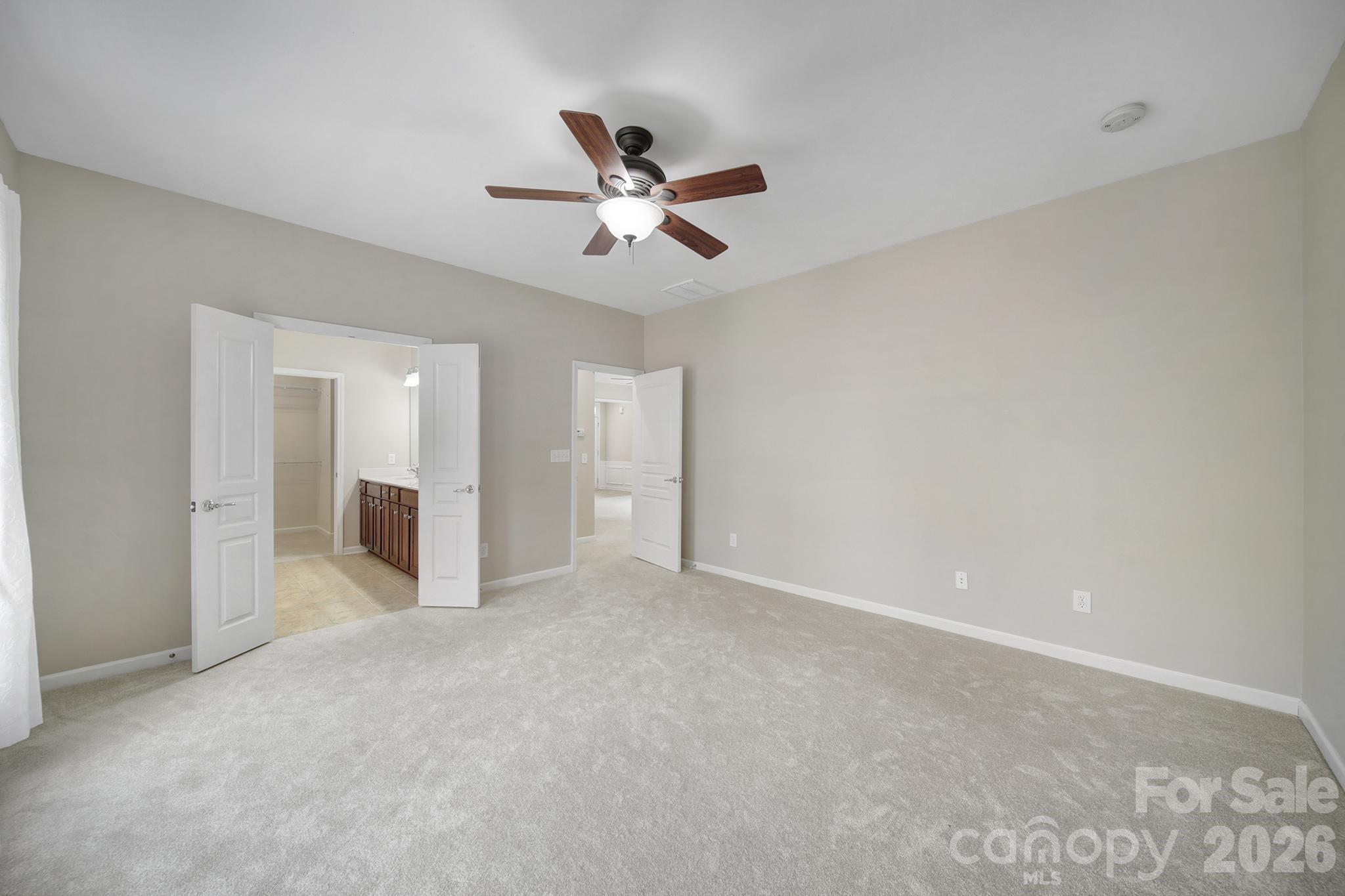 5018 Grandview Drive Property Photo 24