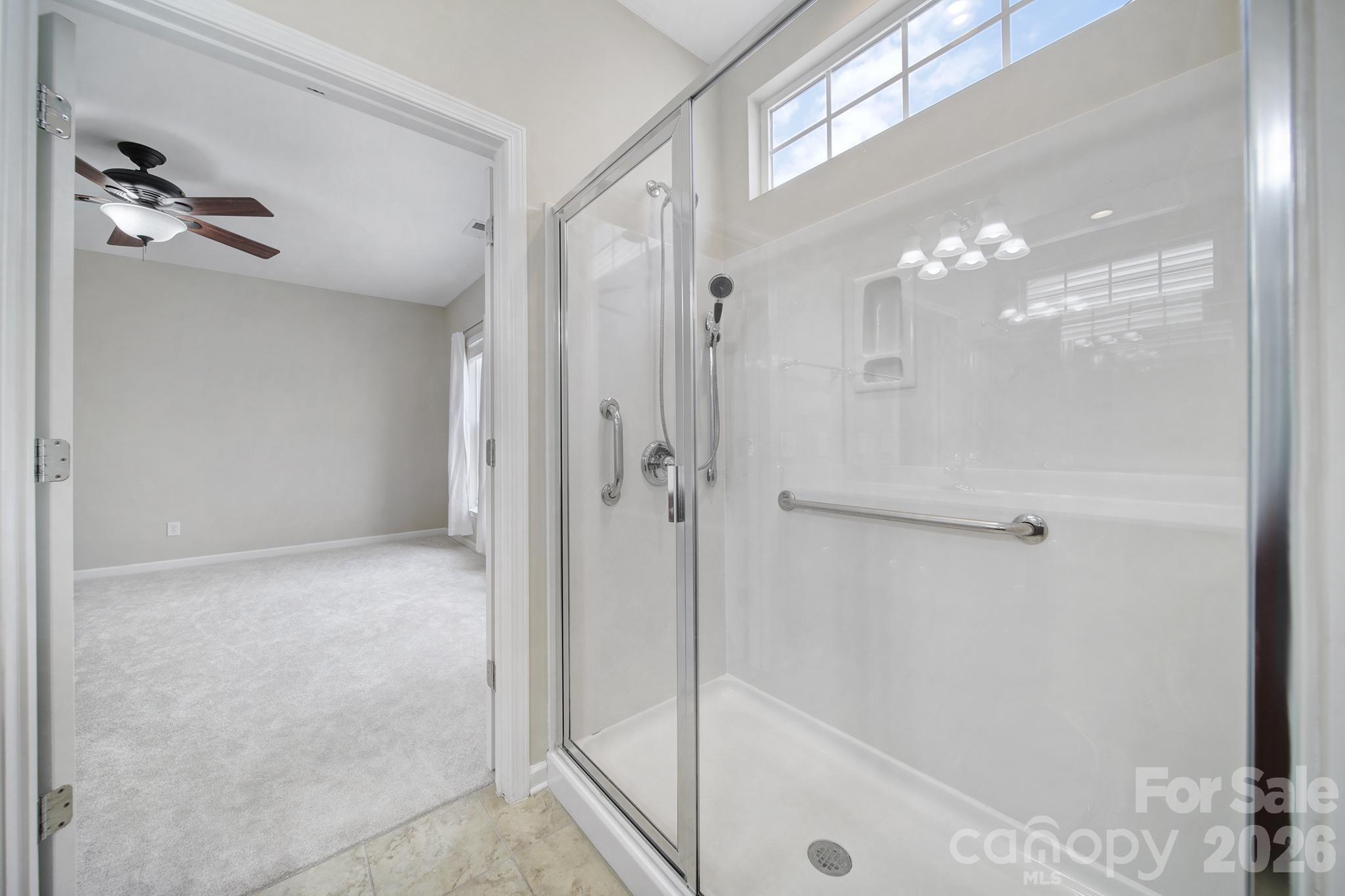 5018 Grandview Drive Property Photo 27