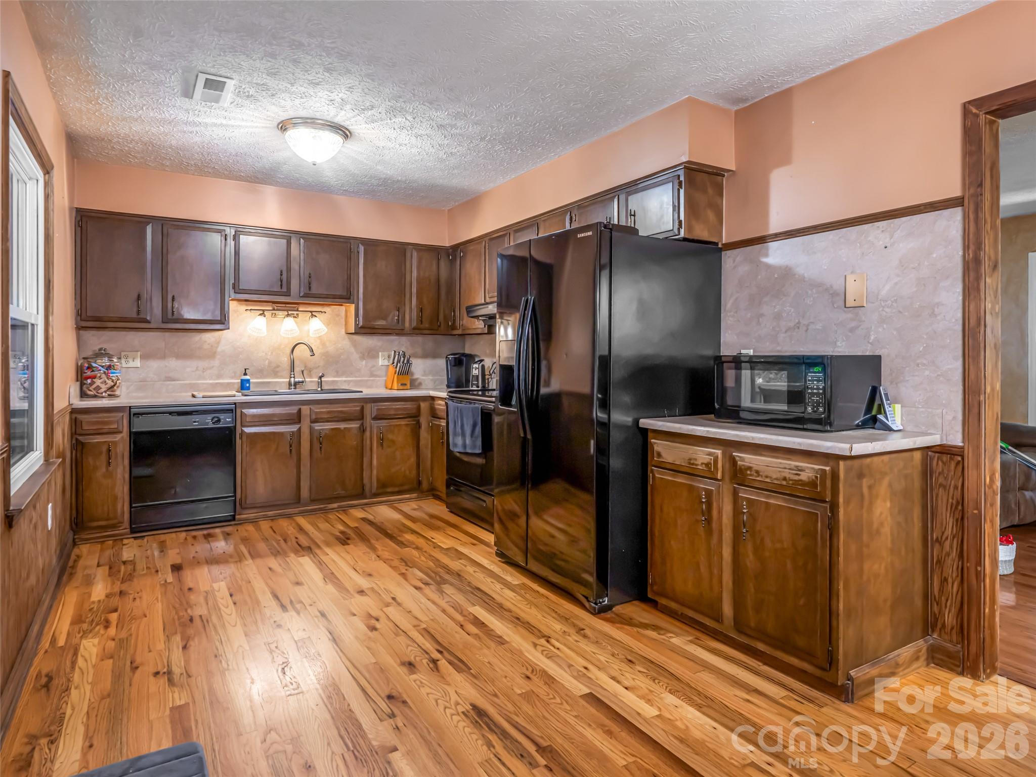 50 Tuckaway Drive Property Photo 16