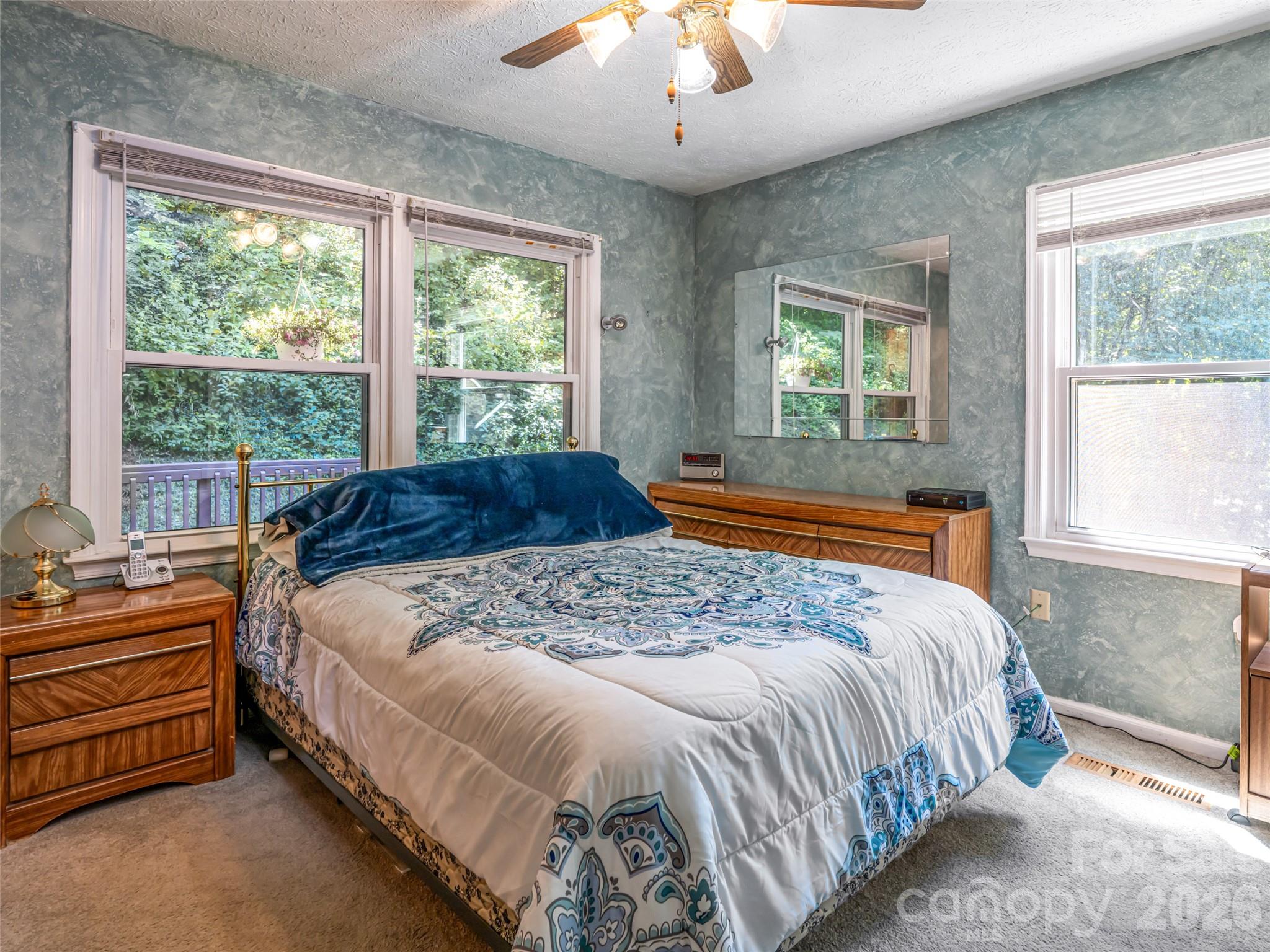 50 Tuckaway Drive Property Photo 21