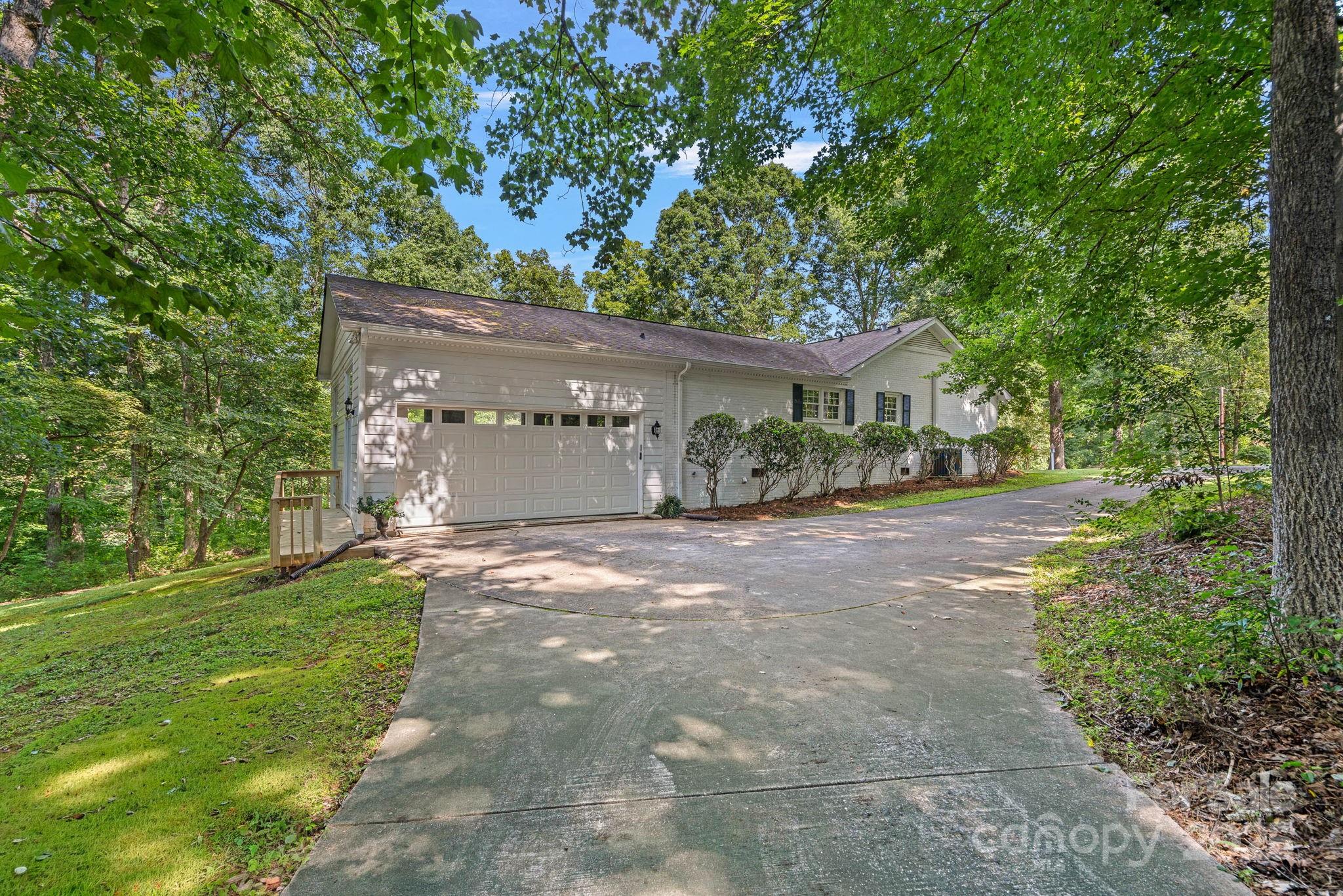 4610 Spicewood Drive Property Photo 43