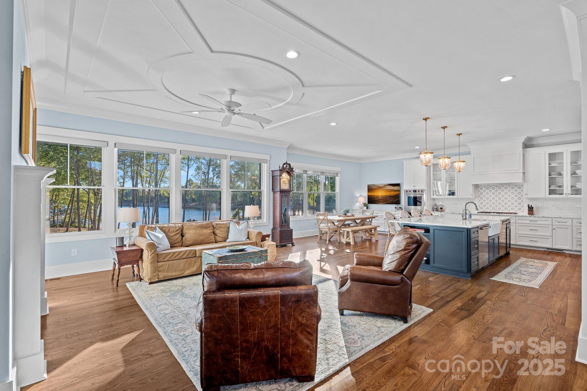 111 Kent Court Property Photo 11