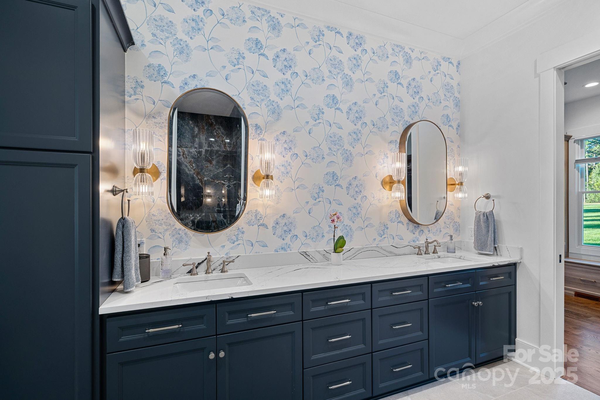 111 Kent Court Property Photo 20