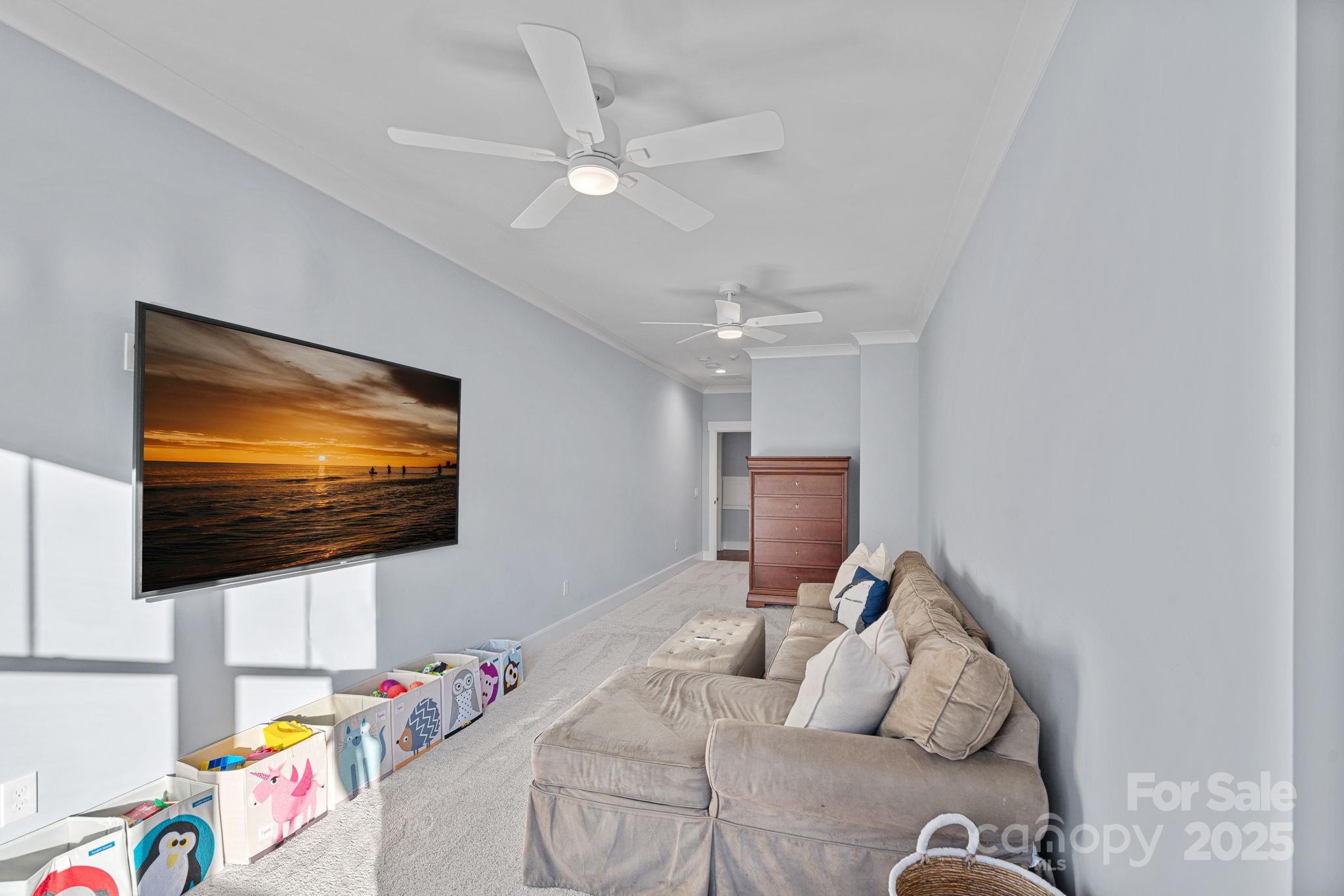 111 Kent Court Property Photo 30