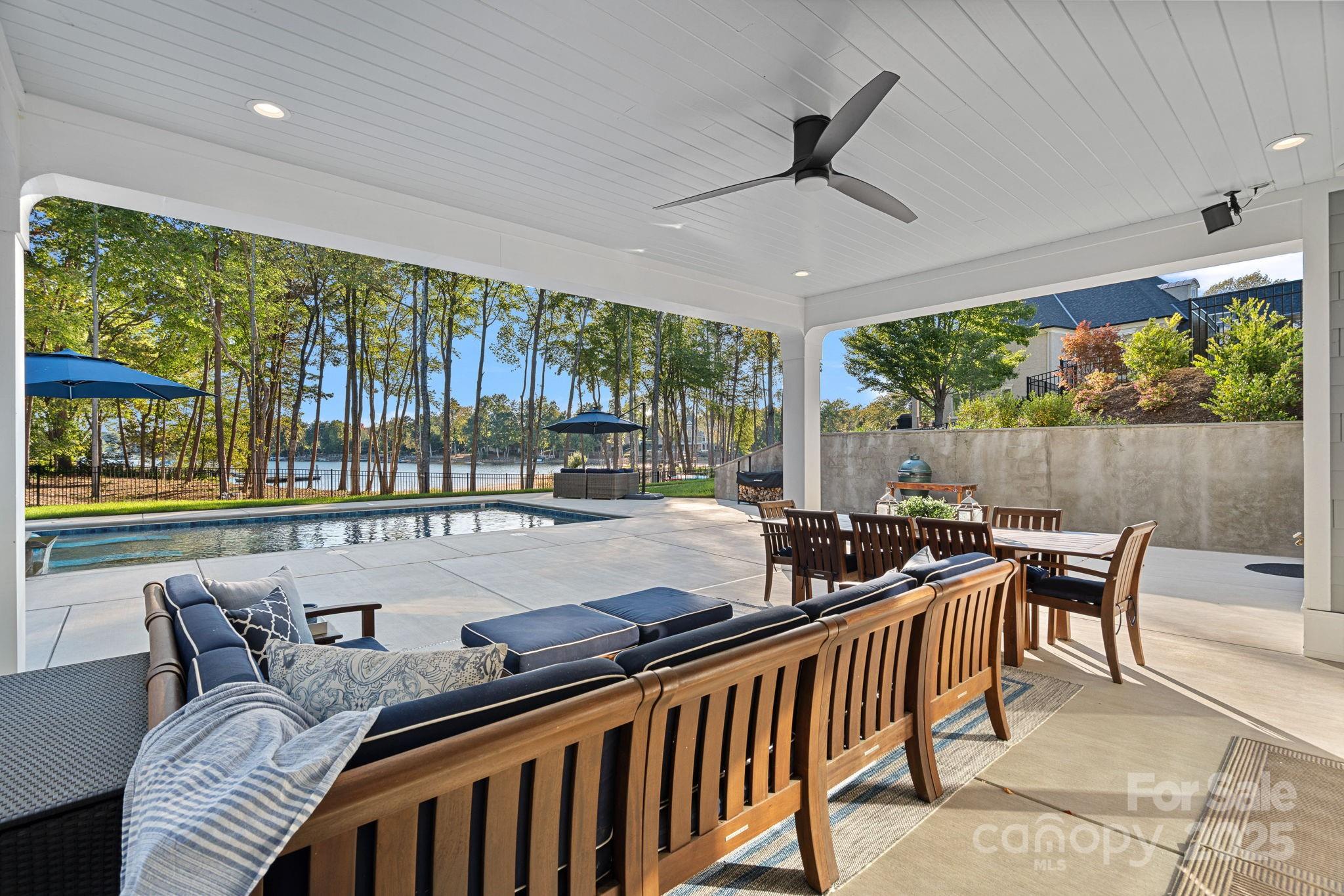 111 Kent Court Property Photo 35