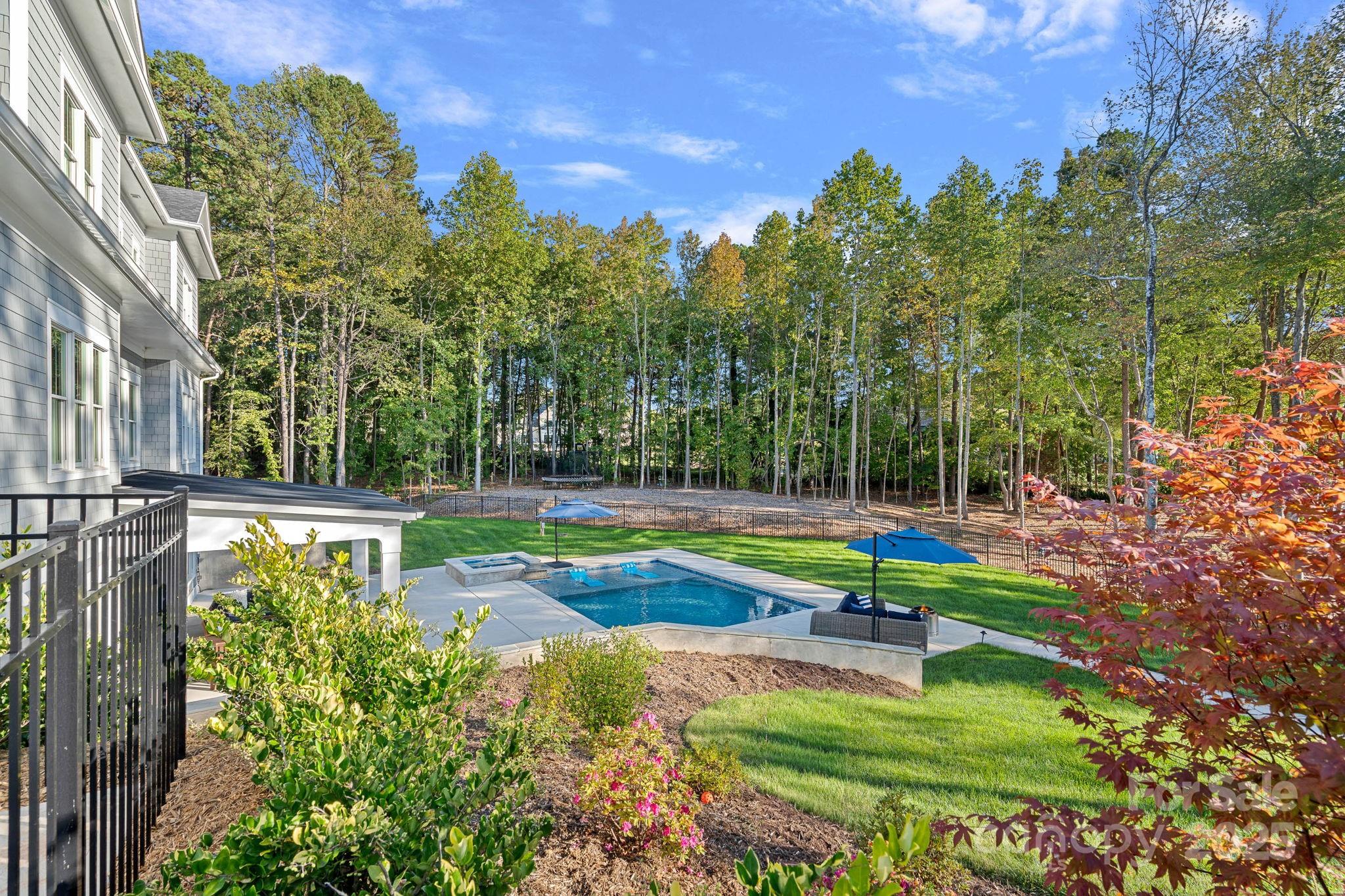 111 Kent Court Property Photo 40