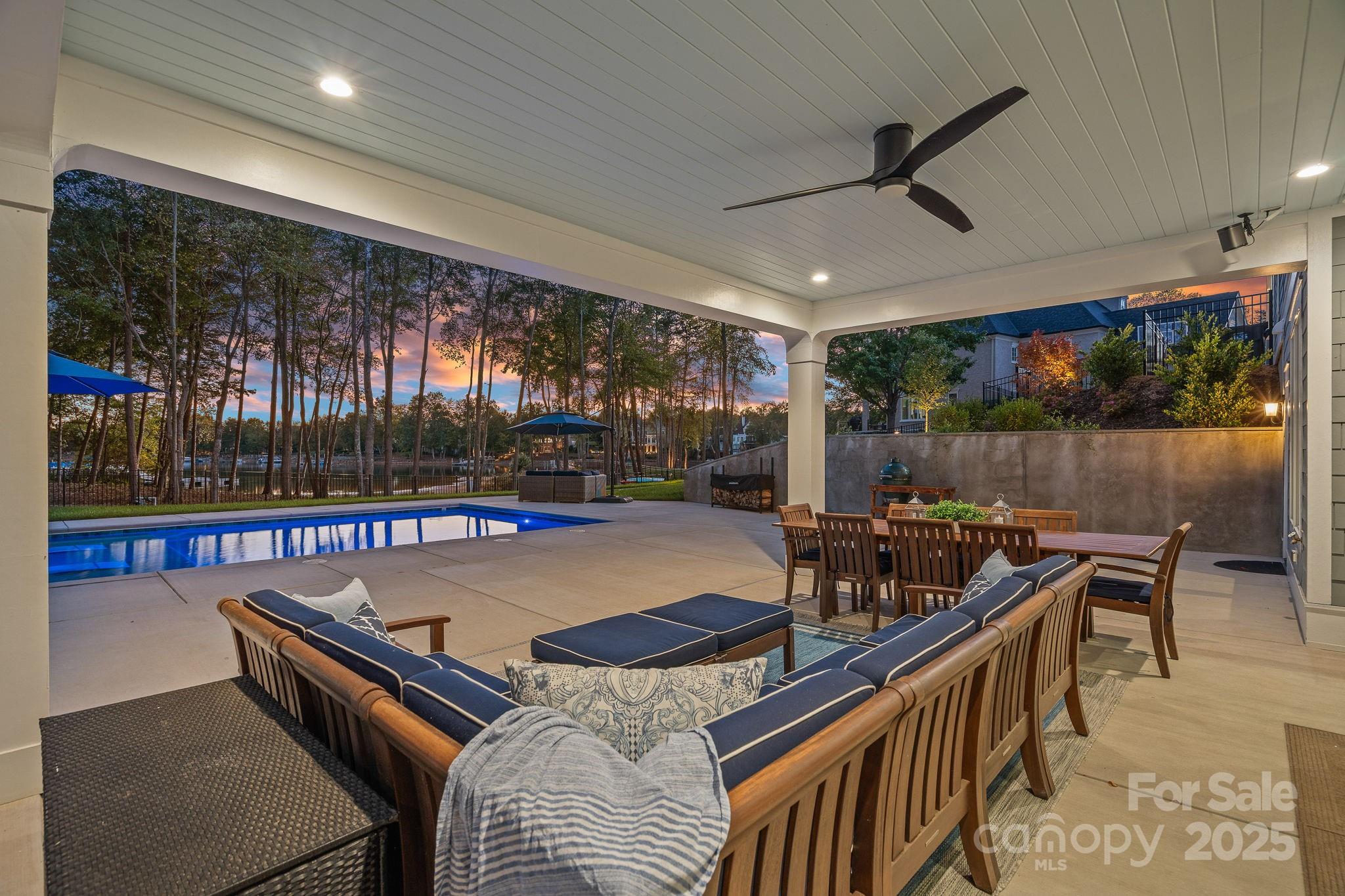 111 Kent Court Property Photo 41