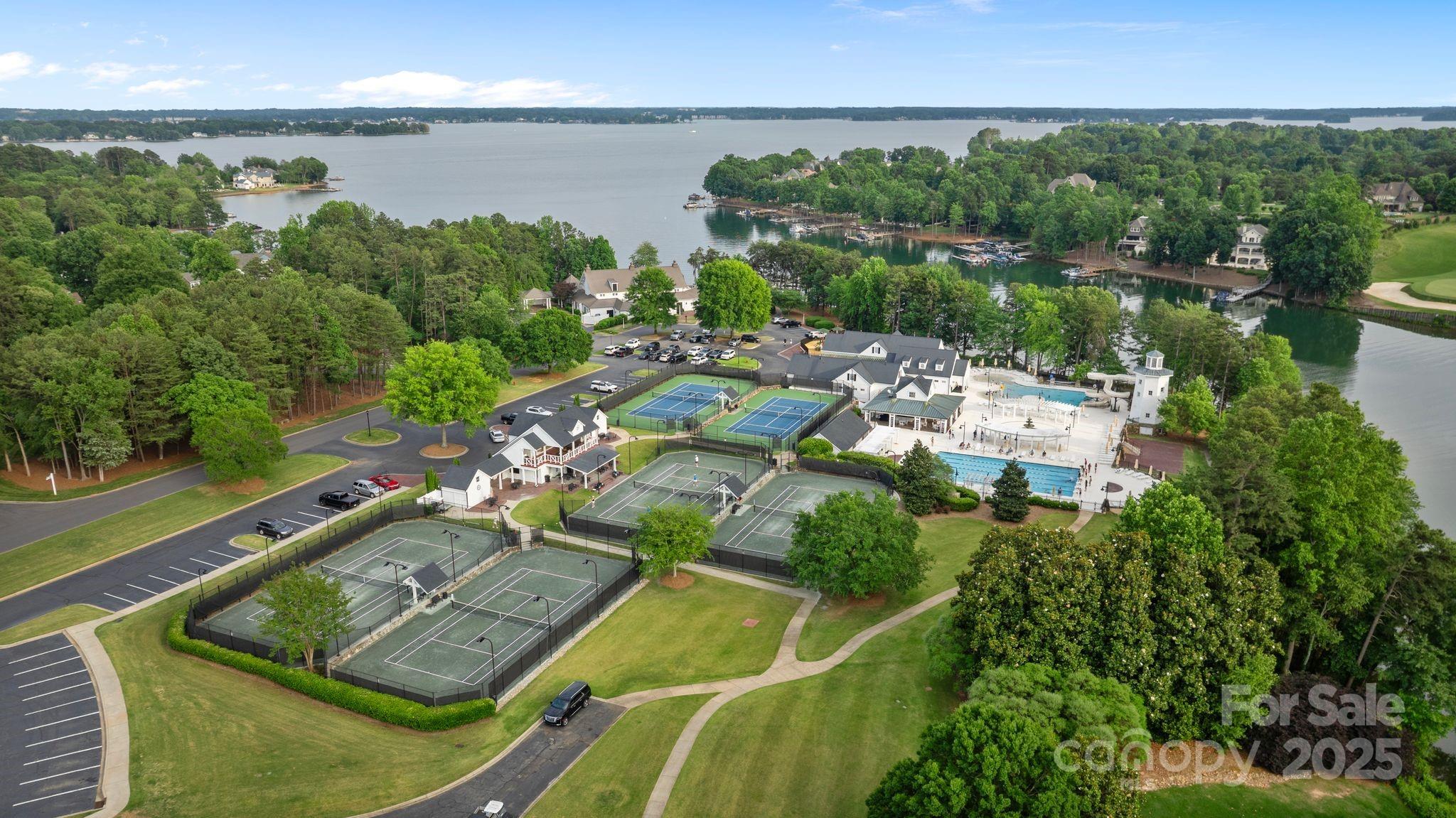 111 Kent Court Property Photo 48