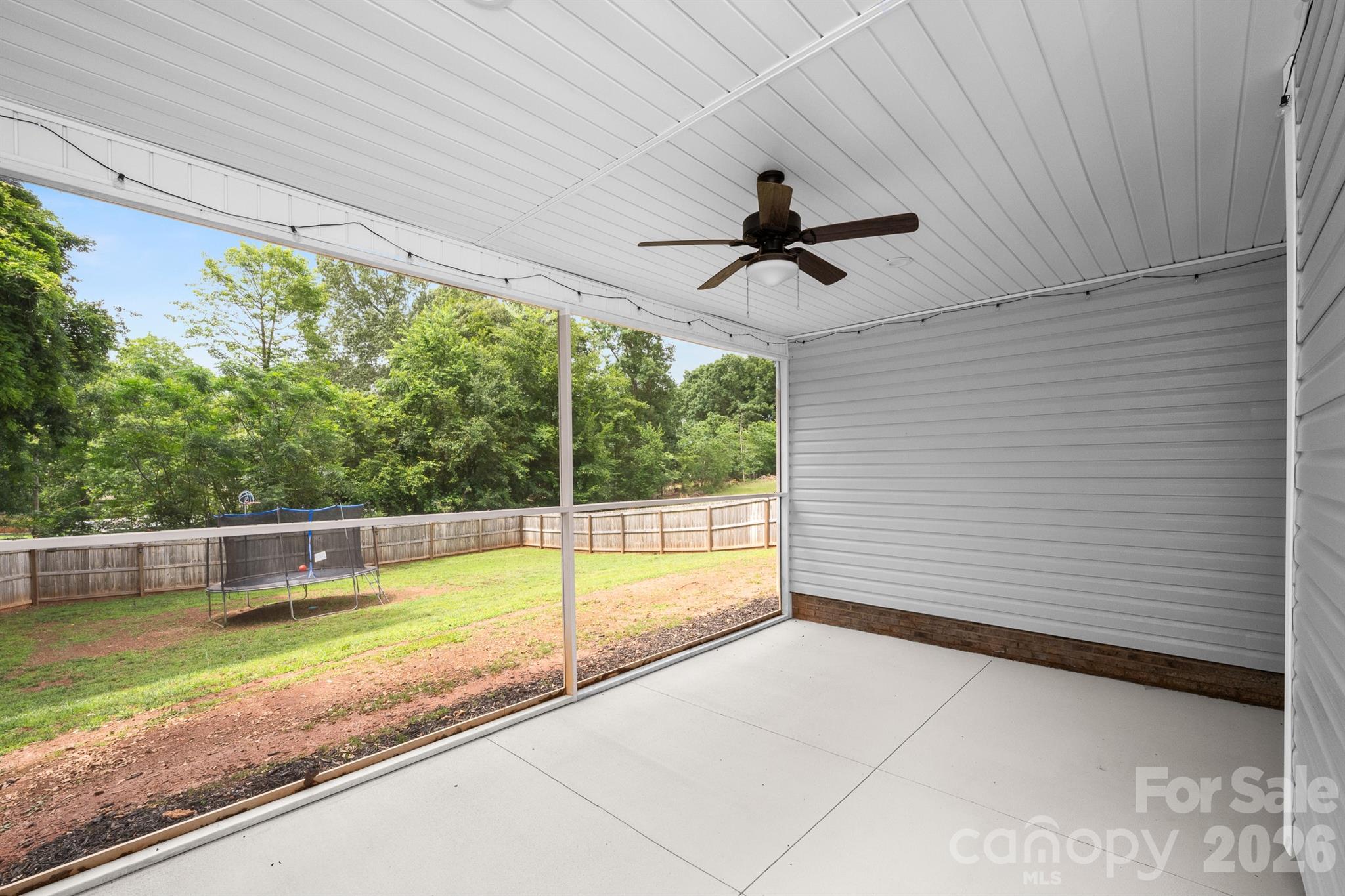 100 Holly Drive Property Photo 13