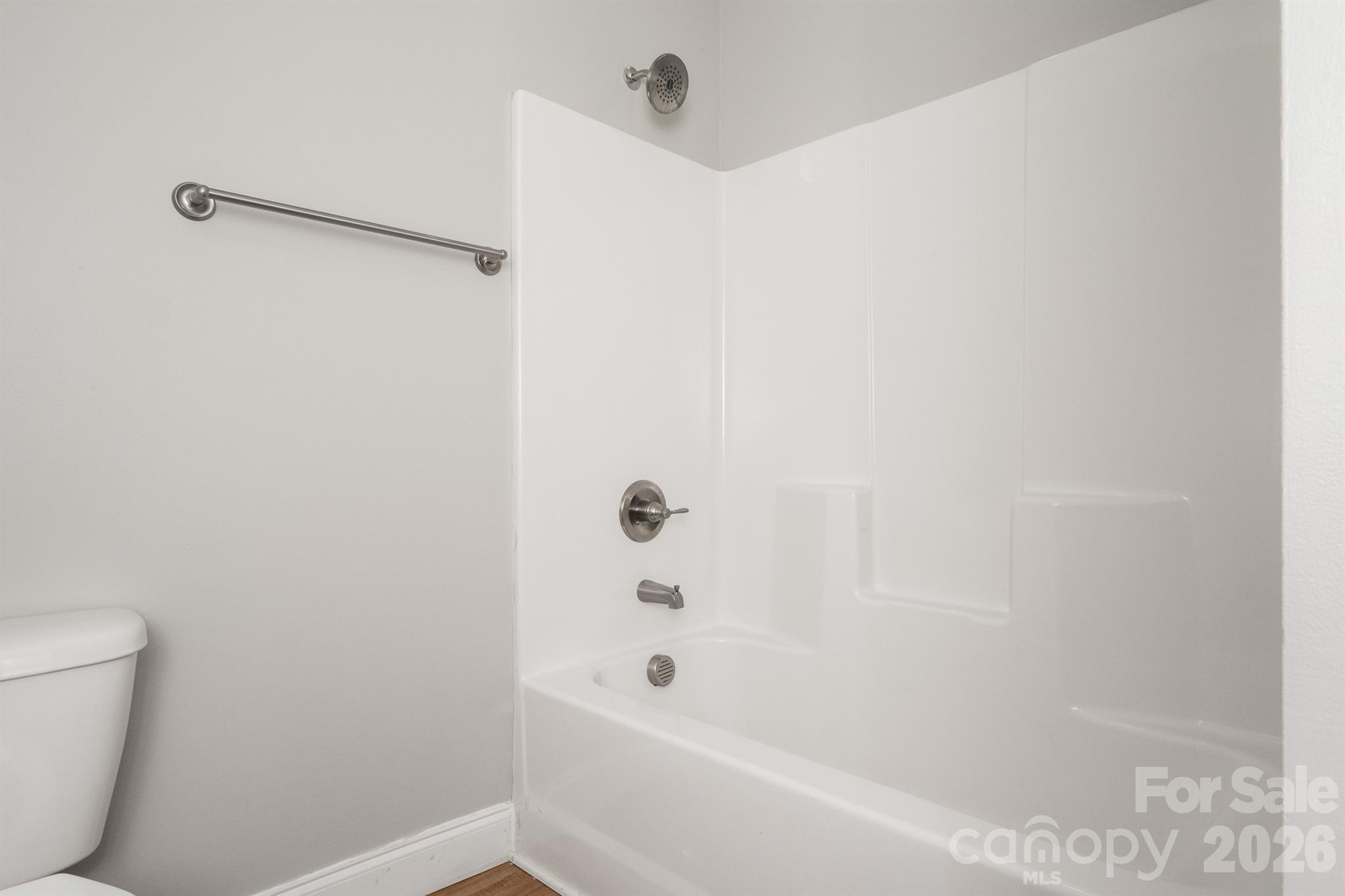 100 Holly Drive Property Photo 22