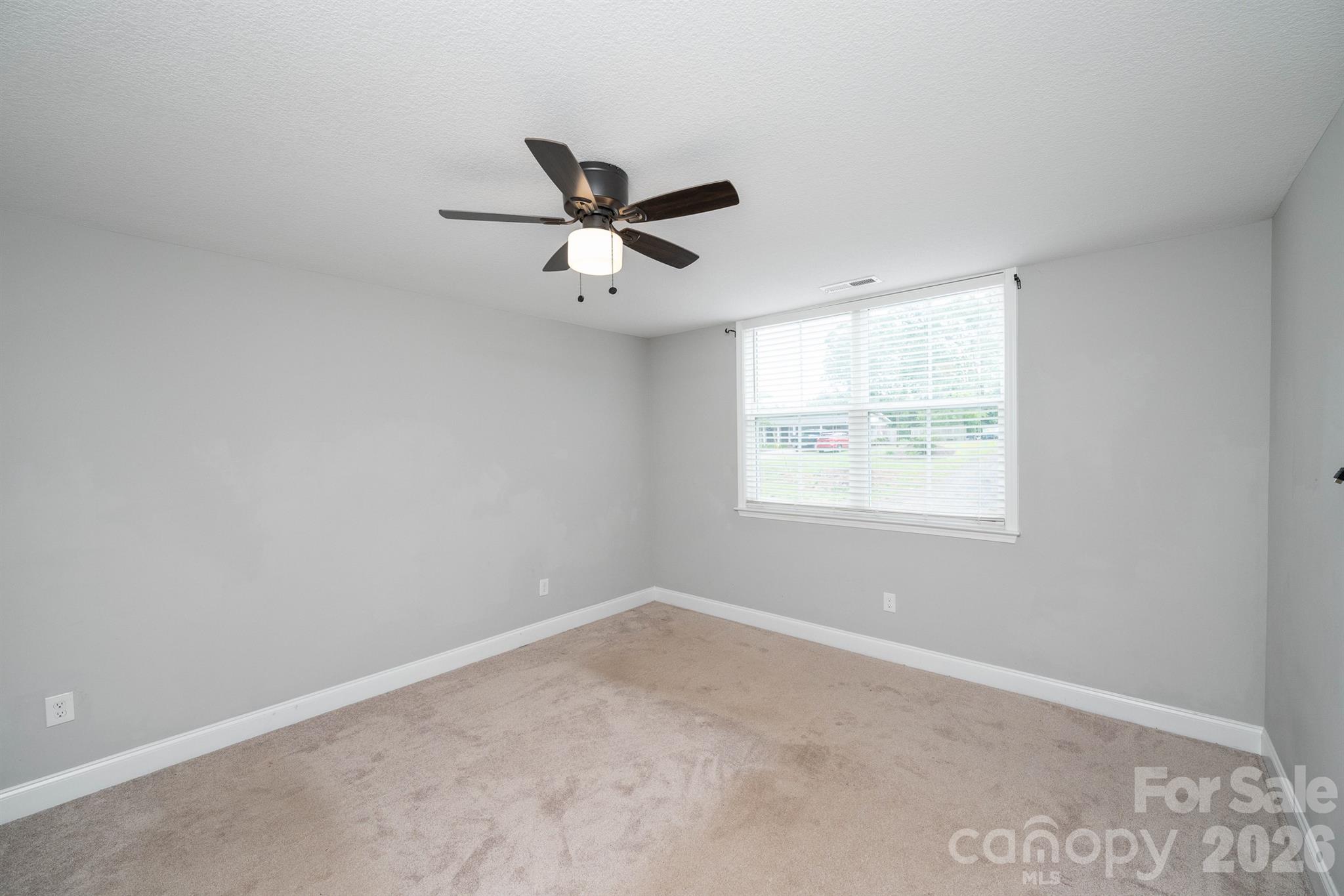 100 Holly Drive Property Photo 34
