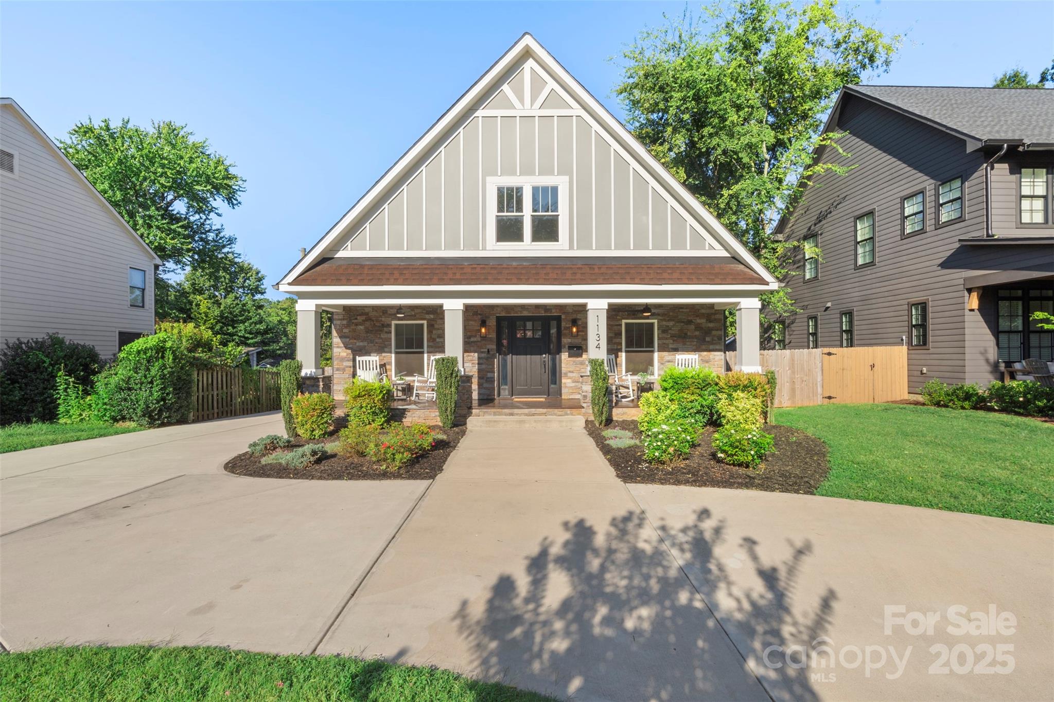 1134 Woodside Avenue Property Photo 1