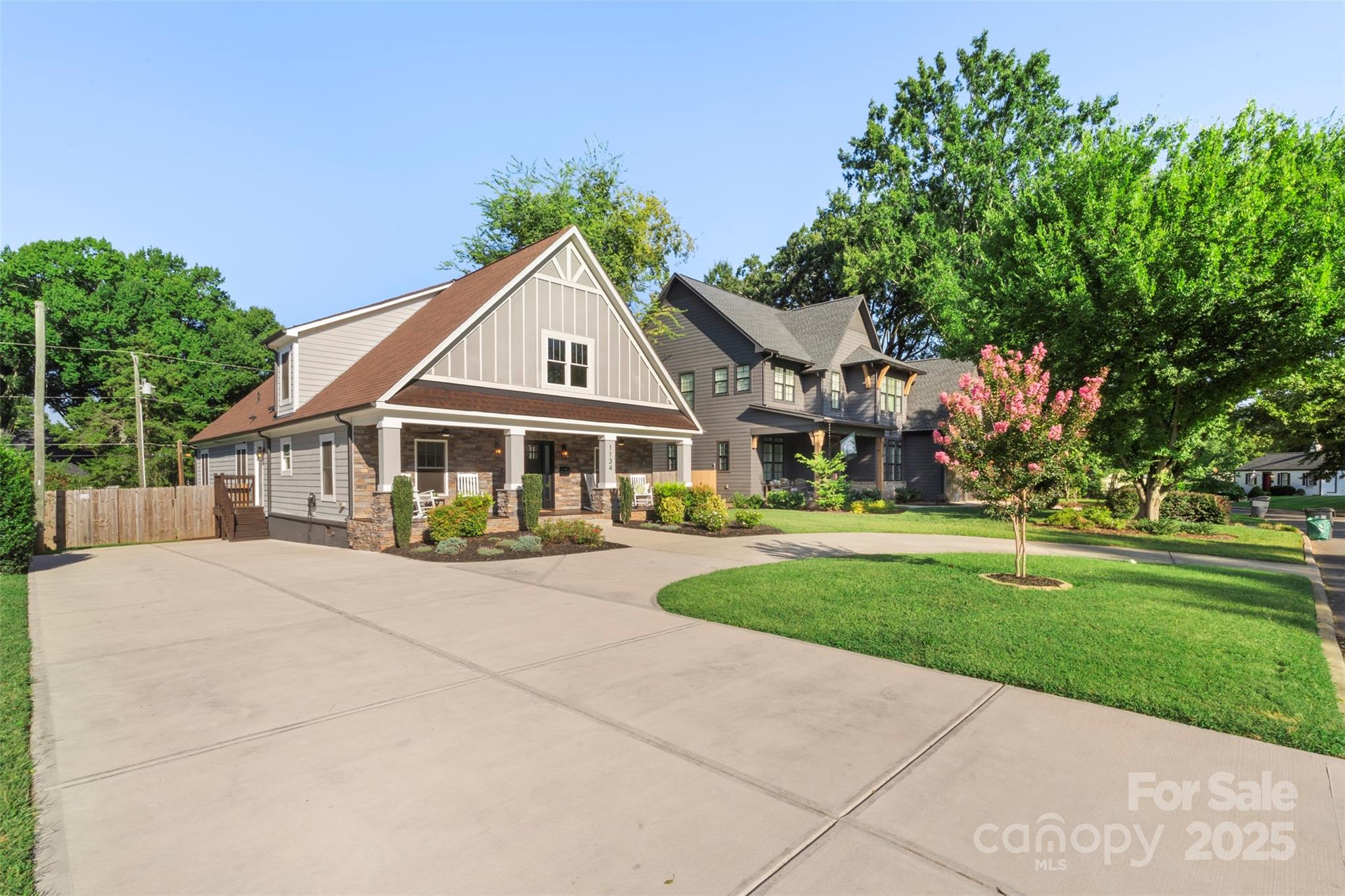 1134 Woodside Avenue Property Photo 2