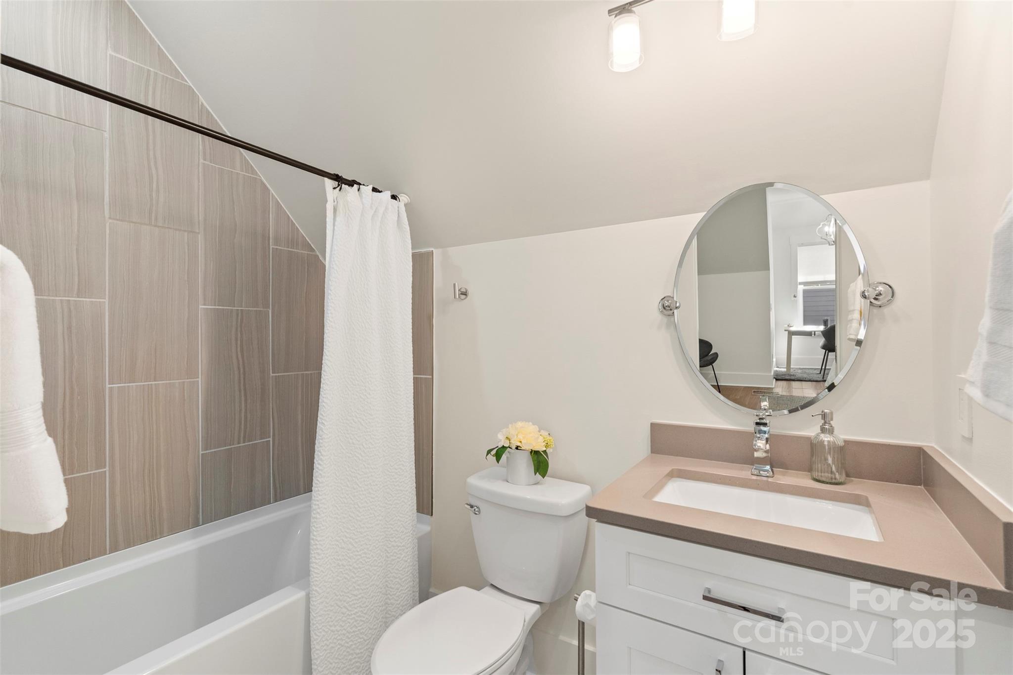 1134 Woodside Avenue Property Photo 33