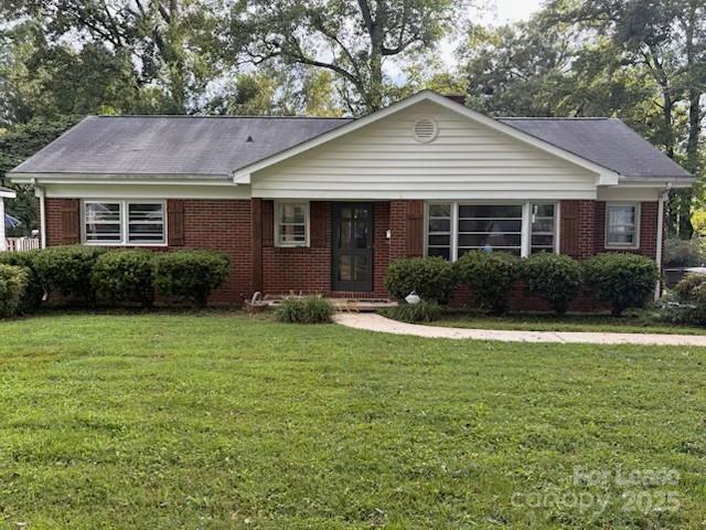 4034 Leeds Drive Property Photo 2