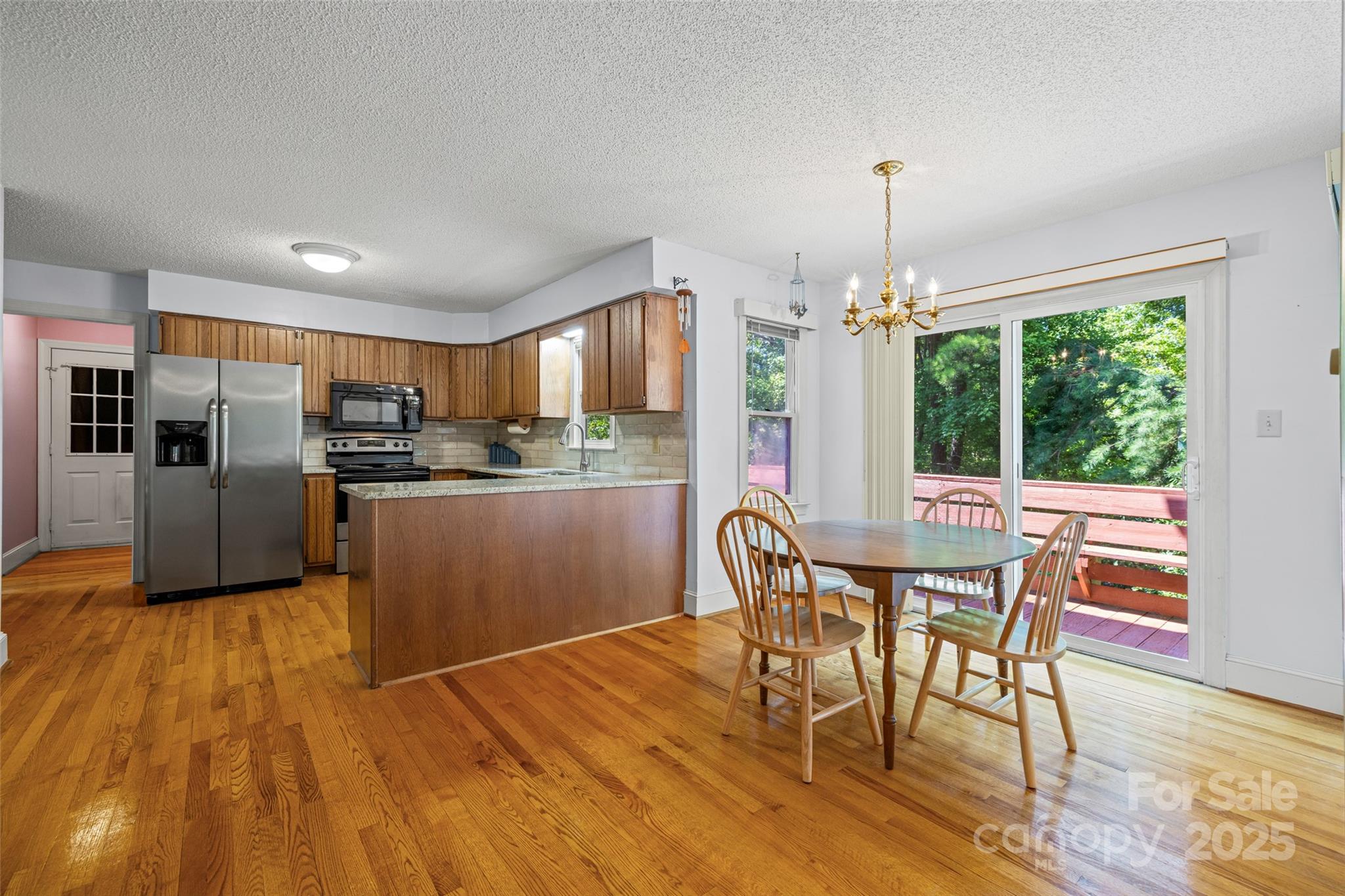 25011 Club View Drive Property Photo 10