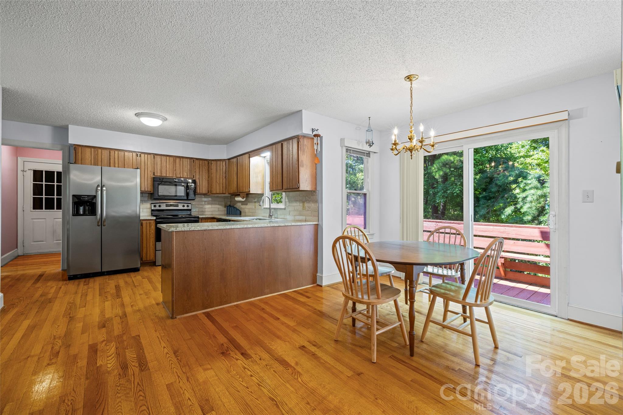 25011 Club View Drive Property Photo 10